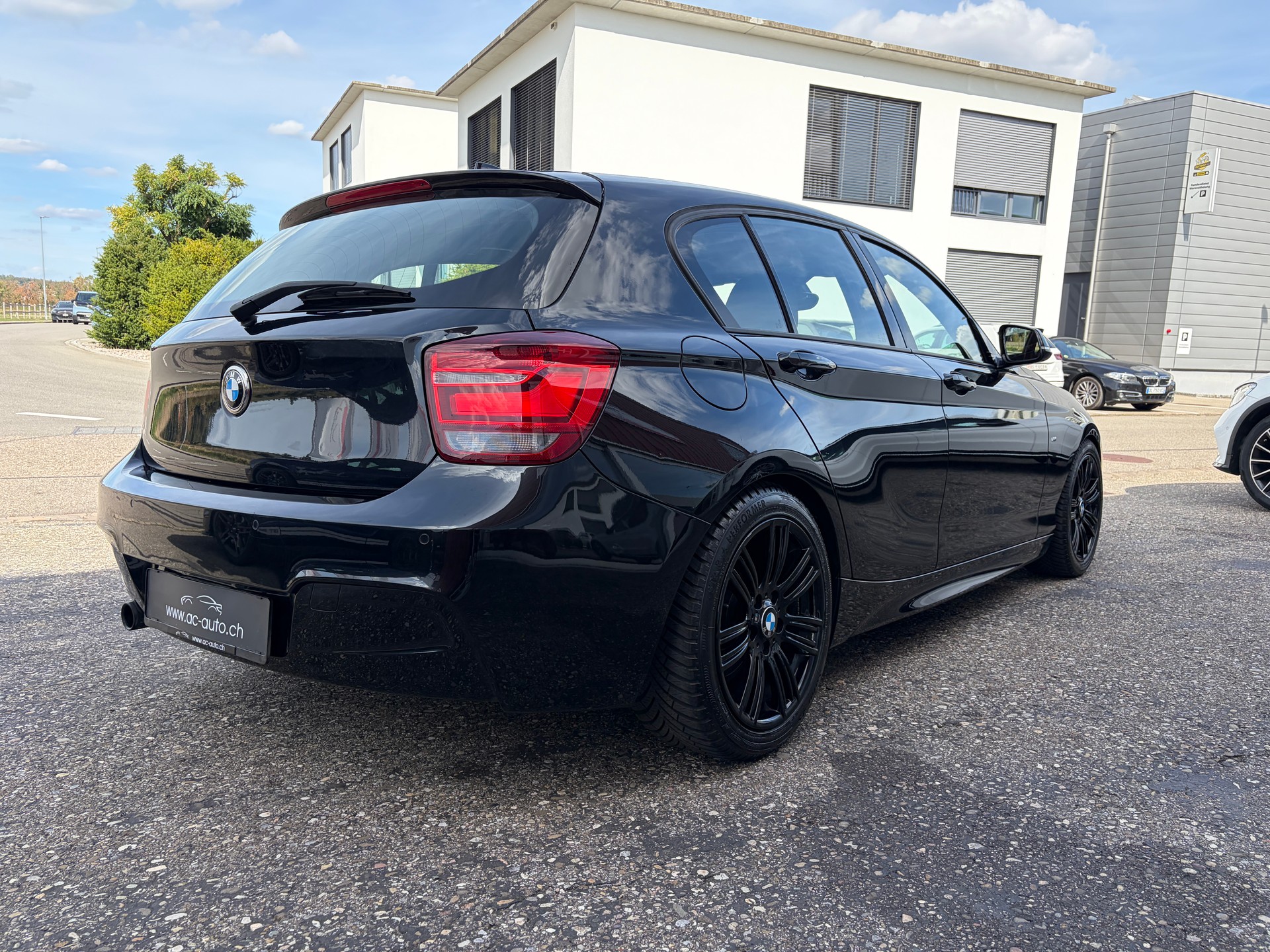 BMW 116i Steptronic-image-6
