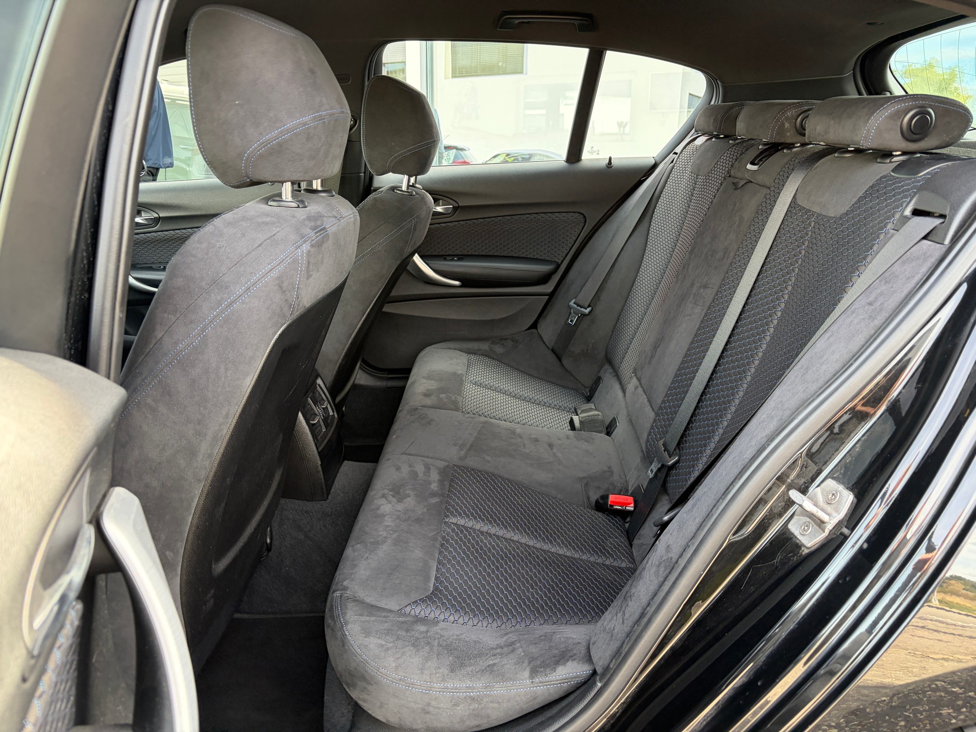 BMW 116i Steptronic-image-19