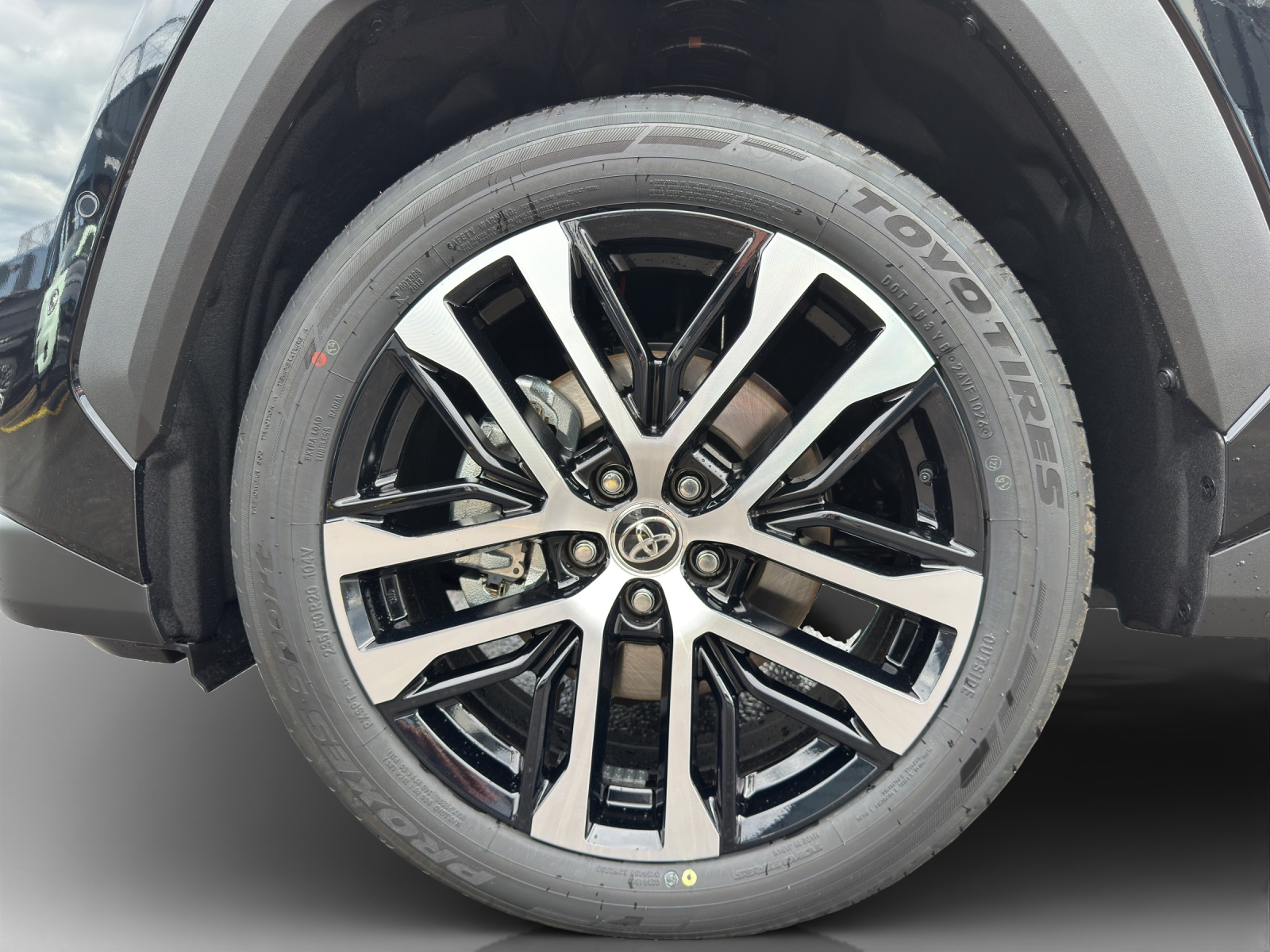 TOYOTA RAV4 2.5 HEV Premium-image-11