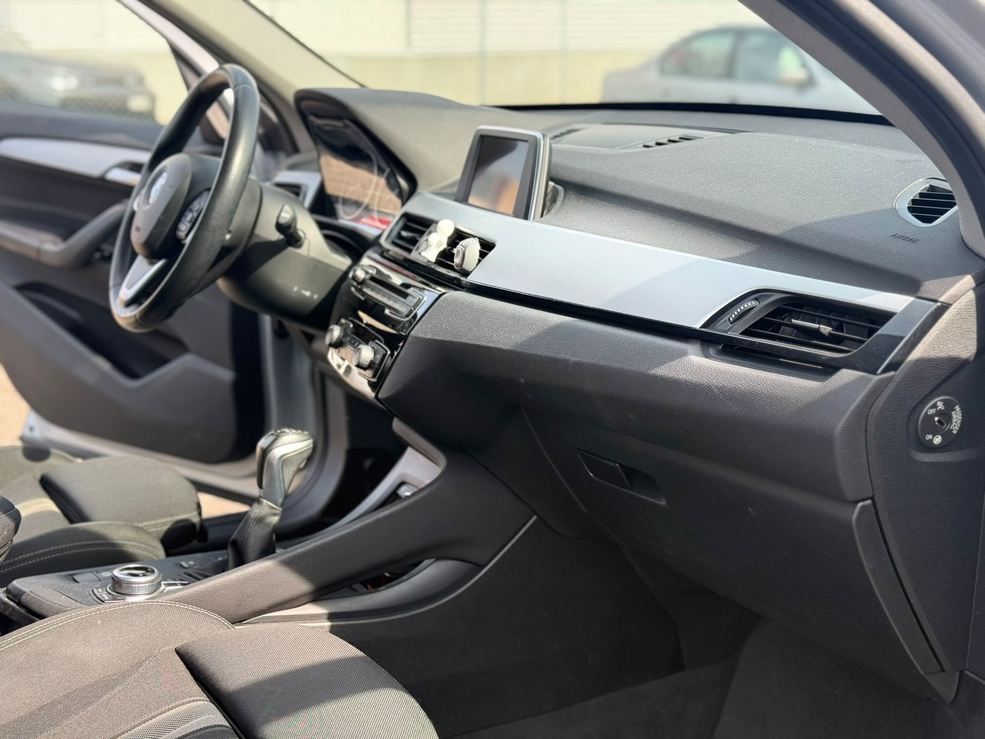 BMW X1 xDrive 18d Sport Line Steptronic-image-10