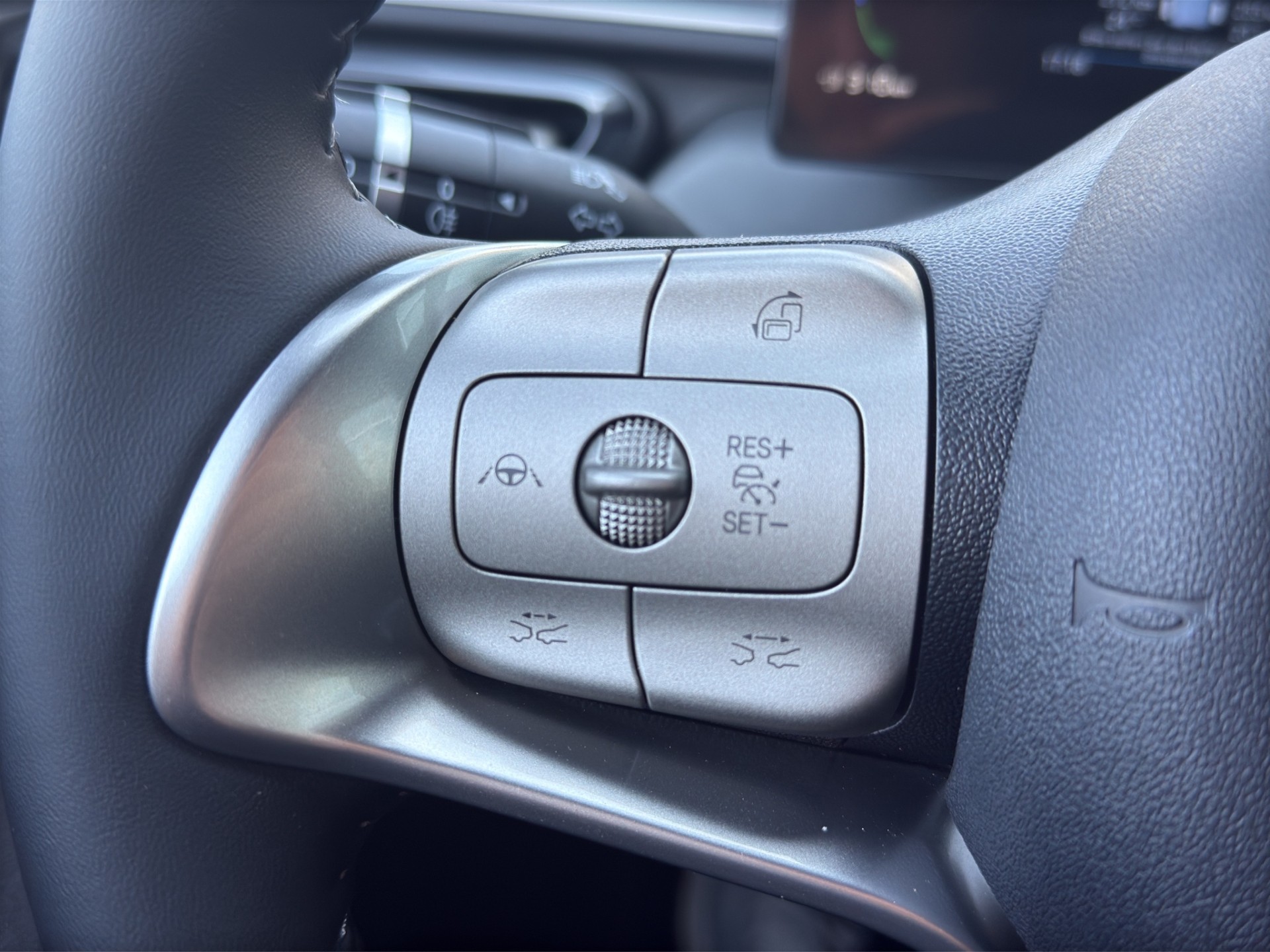BYD Dolphin Surf Comfort-image-10