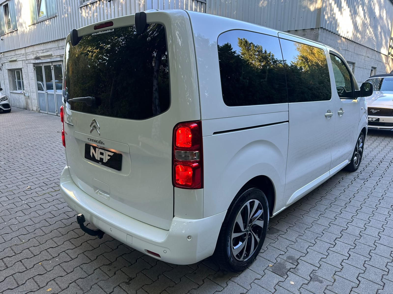 CITROEN Spacetourer 2.0 BlueHDi ShineM EAT-image-6