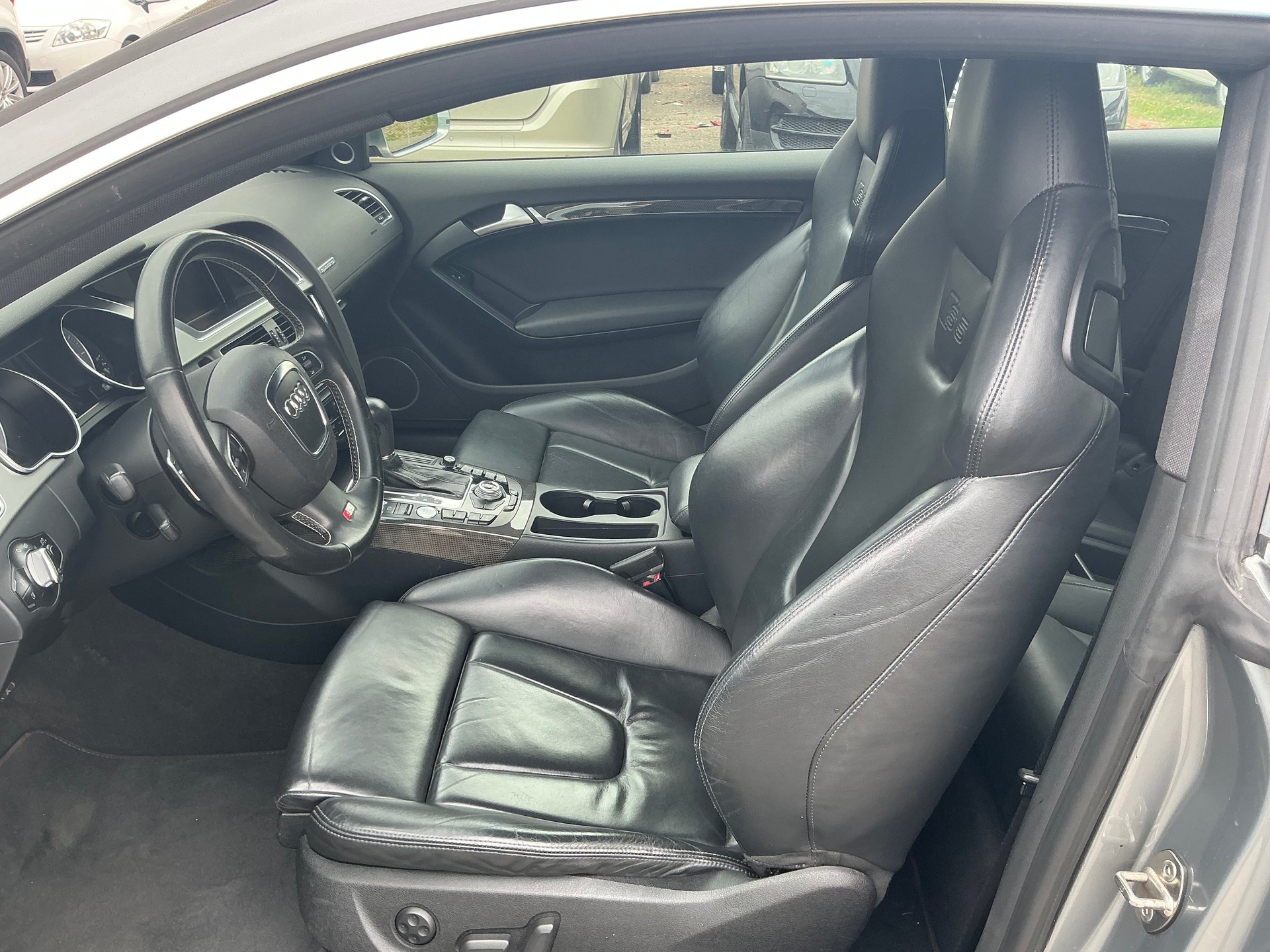 AUDI S5 Coupé 4.2 FSI quattro tiptronic-image-6