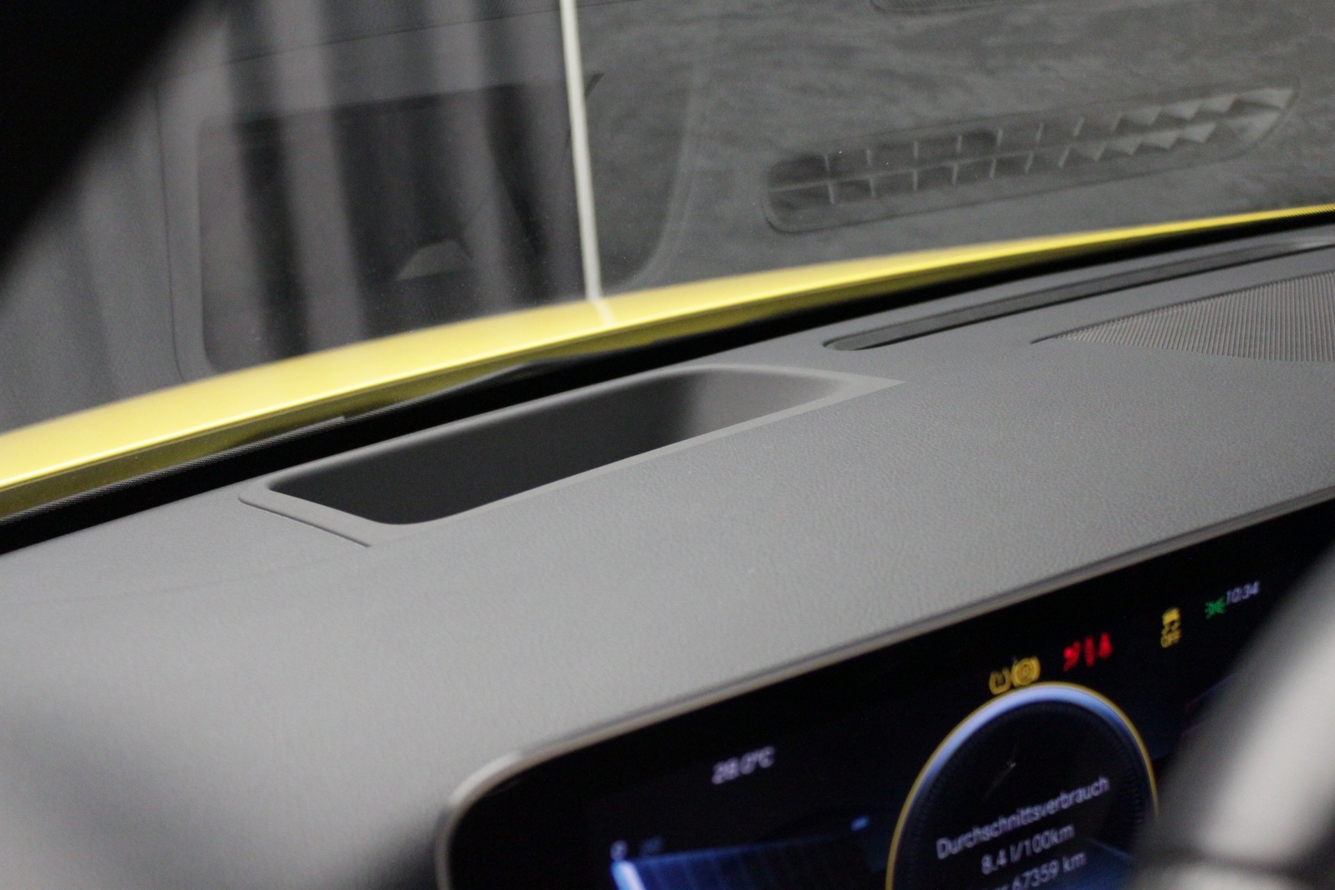 MERCEDES-BENZ A 35 AMG 4Matic Speedshift-image-25