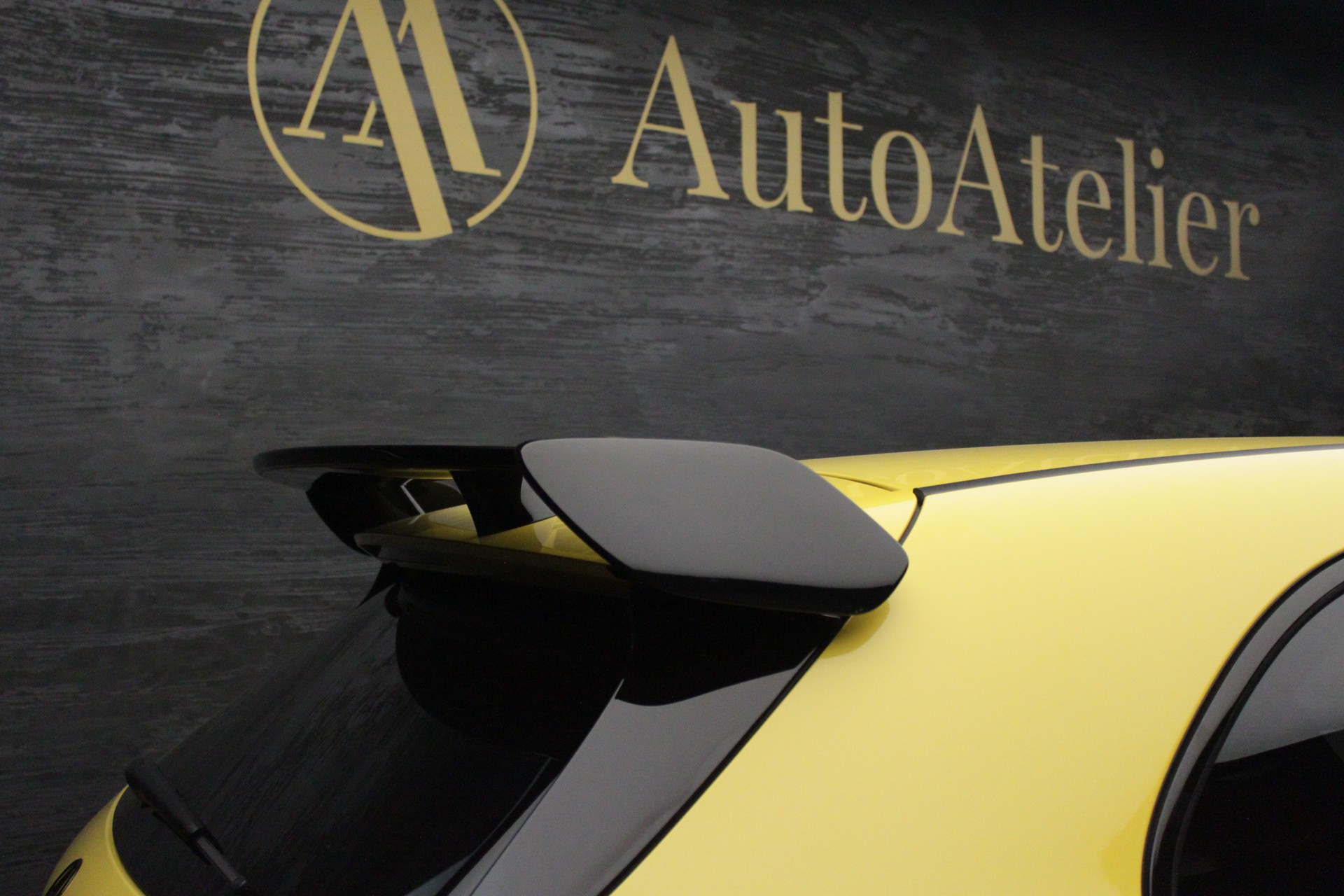MERCEDES-BENZ A 35 AMG 4Matic Speedshift-image-14