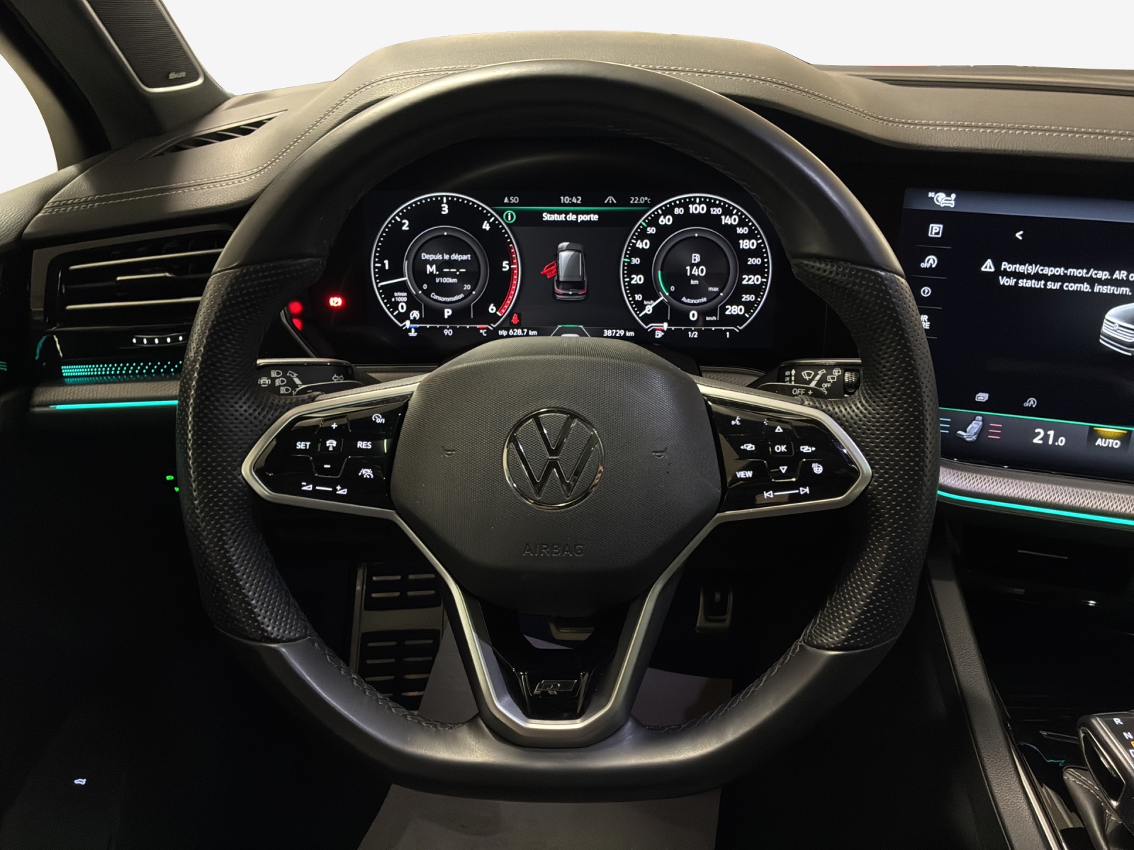 VW Touareg 3.0 TDI R Line Tiptronic-image-9