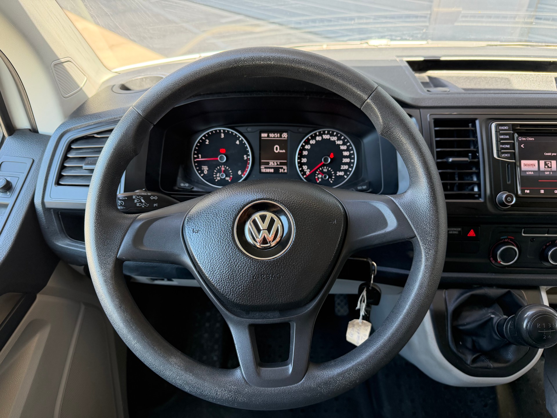 VW T6 2.0 TDI | Frisch ab MFK | Frisch ab Service | neuer DPF | Navi | Parksensoren | Klima | Dachträger-image-13