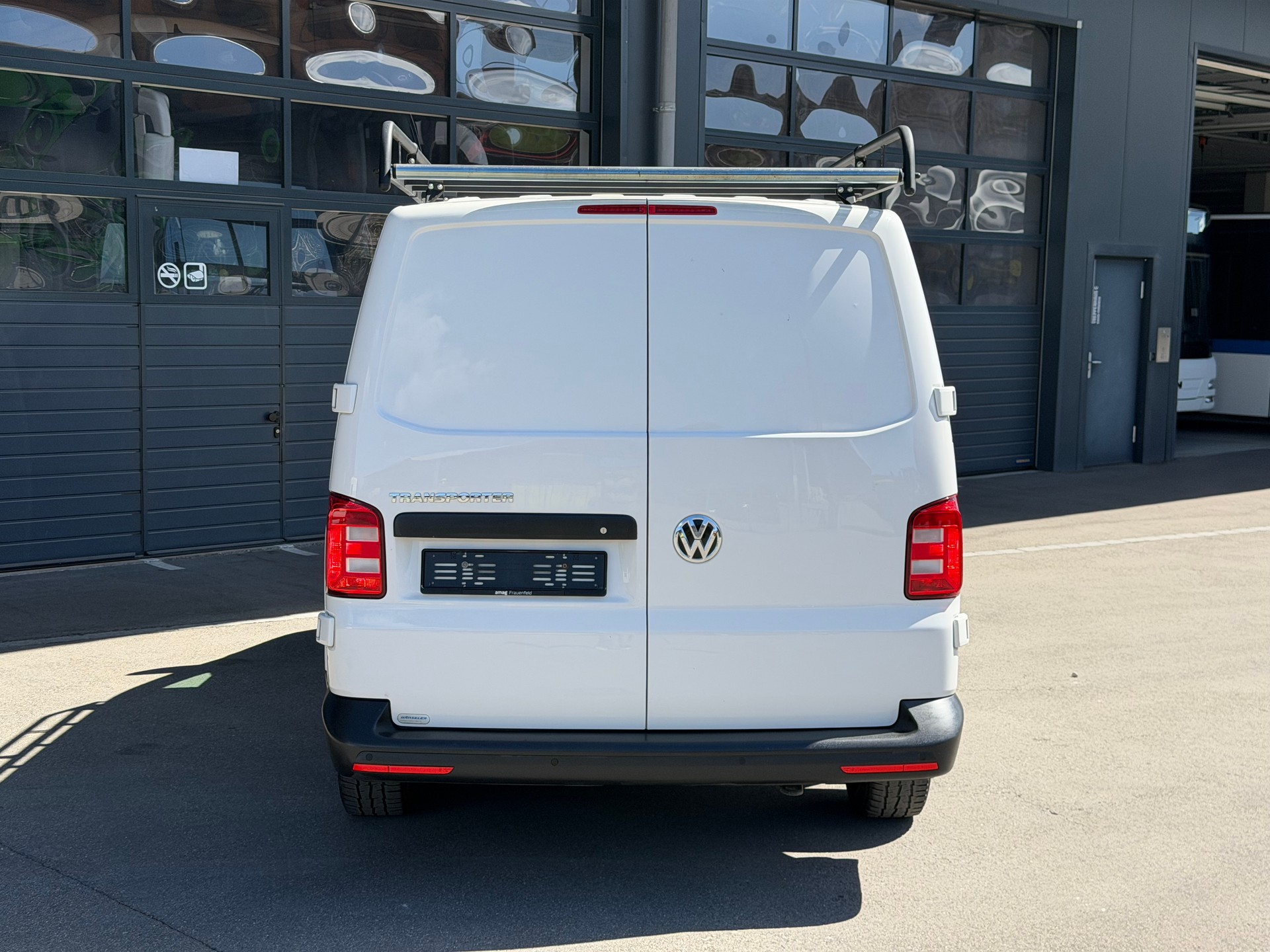 VW T6 2.0 TDI | Frisch ab MFK | Frisch ab Service | neuer DPF | Navi | Parksensoren | Klima | Dachträger-image-6