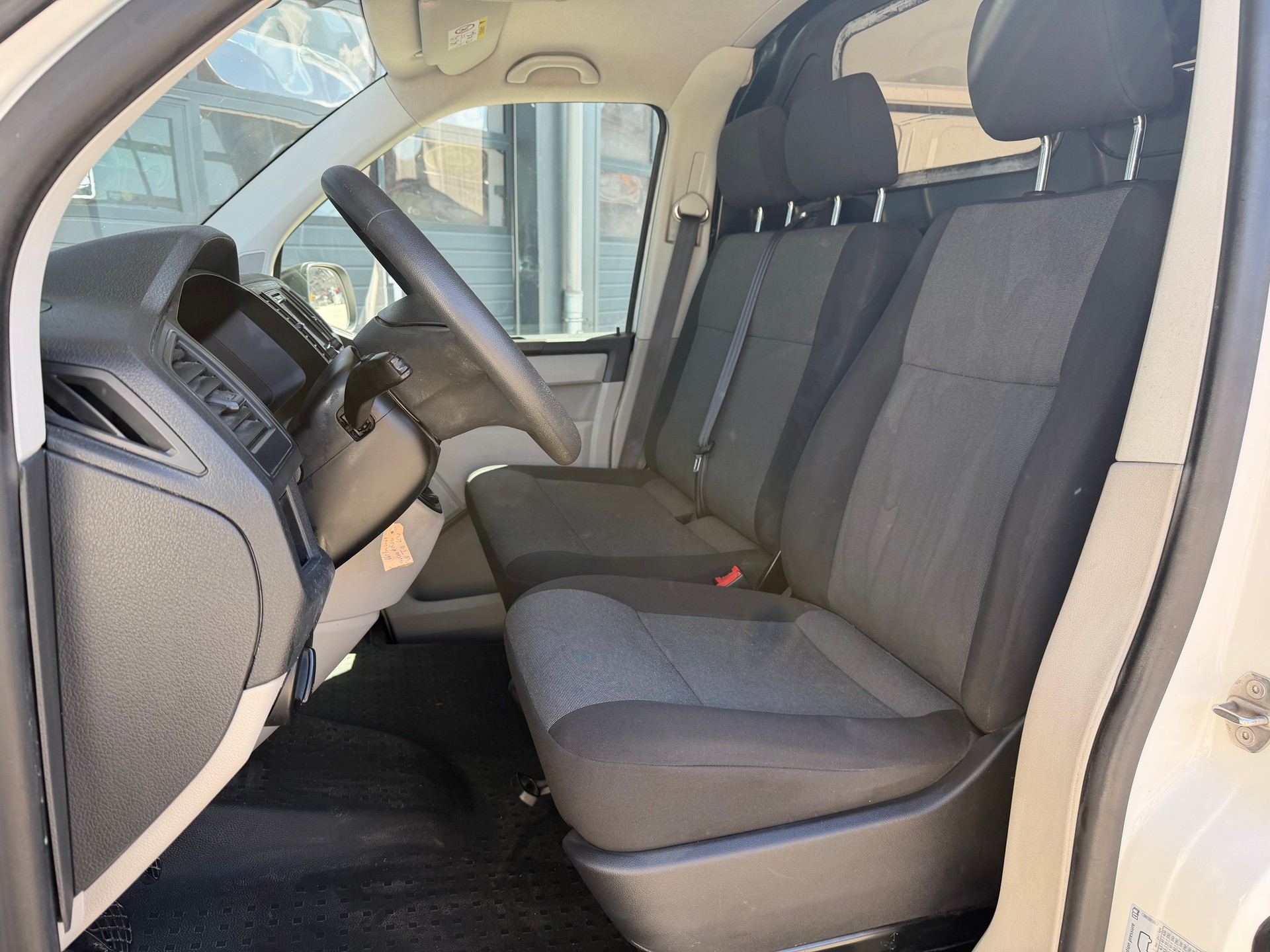 VW T6 2.0 TDI | Frisch ab MFK | Frisch ab Service | neuer DPF | Navi | Parksensoren | Klima | Dachträger-image-12