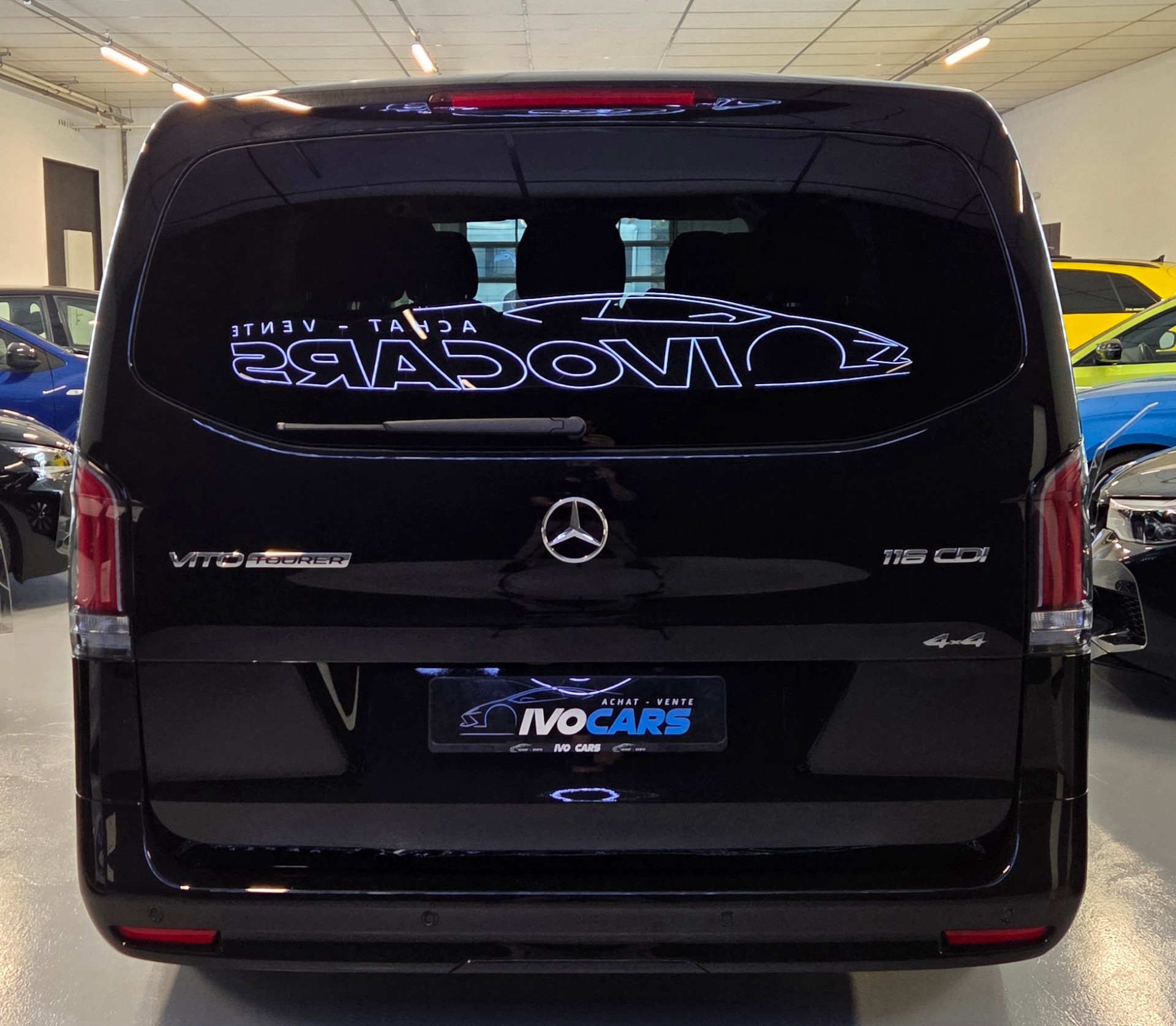 MERCEDES-BENZ Vito 116 CDI Lang Select Tourer 4Matic 9G-Tronic-image-3