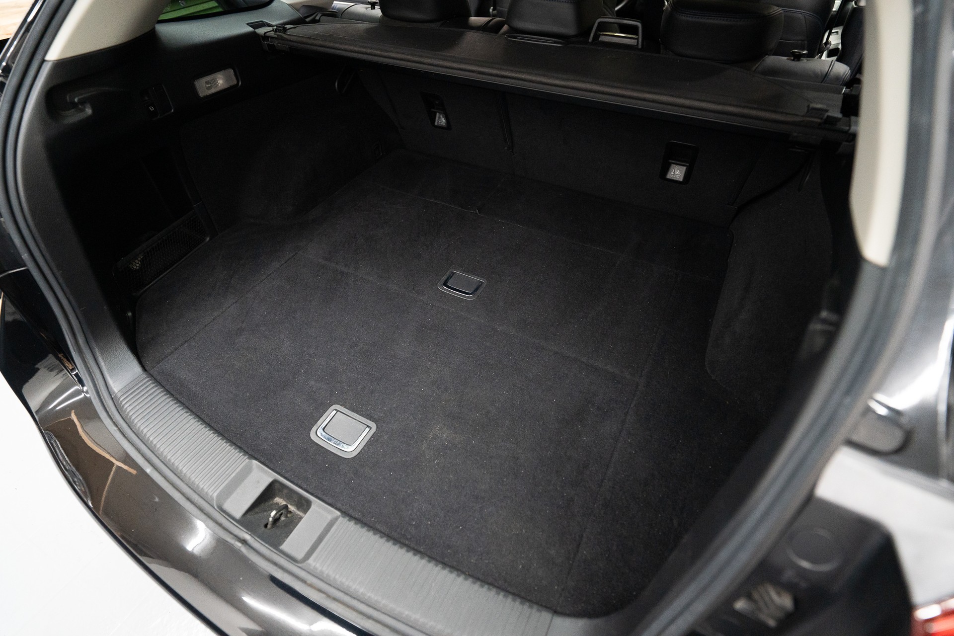 SUBARU Levorg 1.6DIT Swiss S AWD Lineartronic-image-13