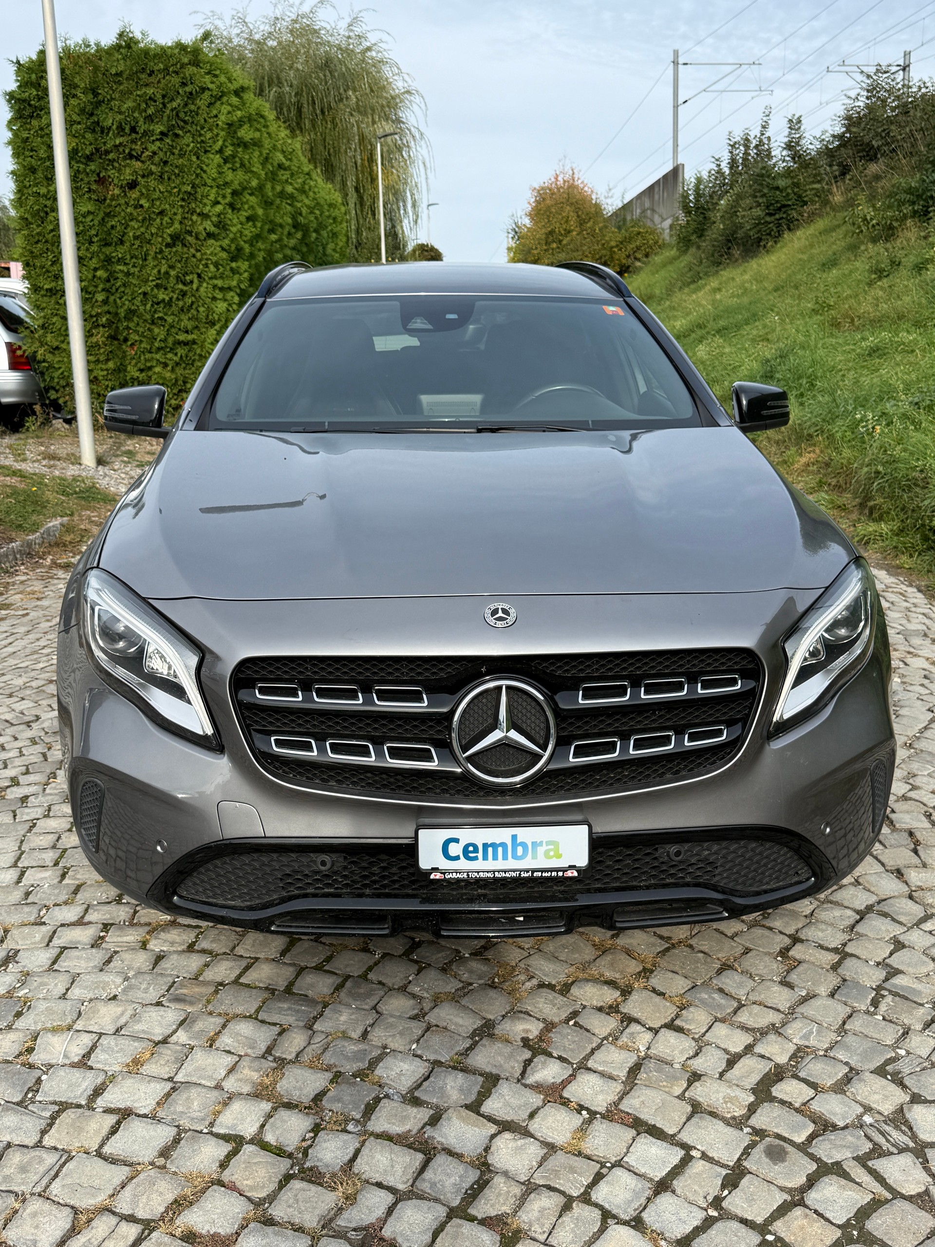 MERCEDES-BENZ GLA 200 Night Star 7G-DCT-image-0