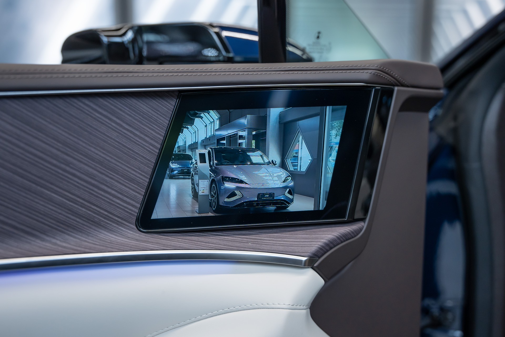 DENZA Z9 GT AWD EV-image-16