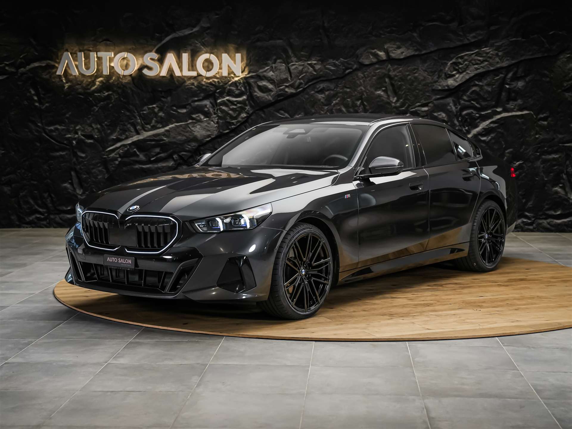 BMW 520i M Sport Steptronic *Werksgarantie*ICONIC GLOW*21" Felgen*Sitzlüftung*