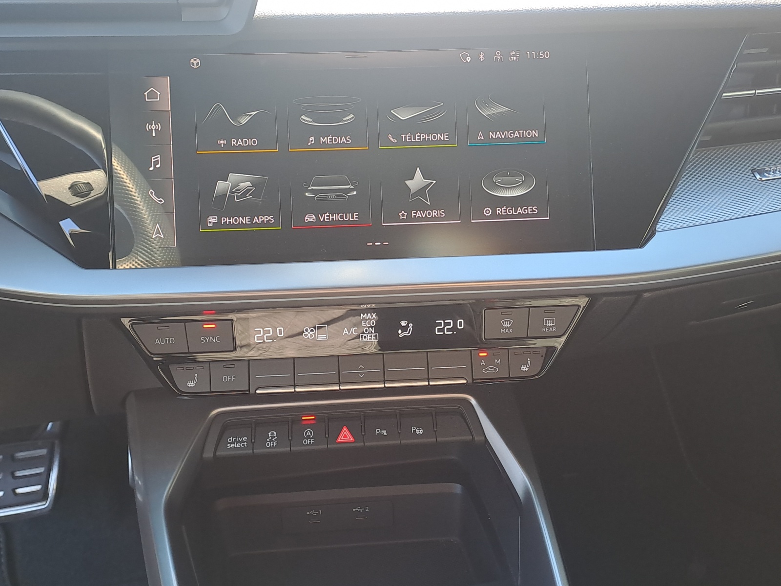 AUDI A3 Sportback 35 TFSI S line Attraction S-tronic-image-10