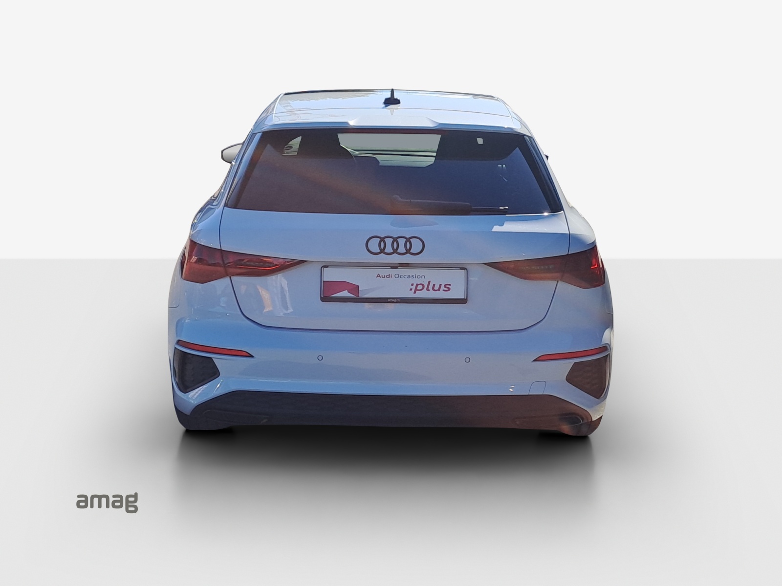 AUDI A3 Sportback 35 TFSI S line Attraction S-tronic-image-3