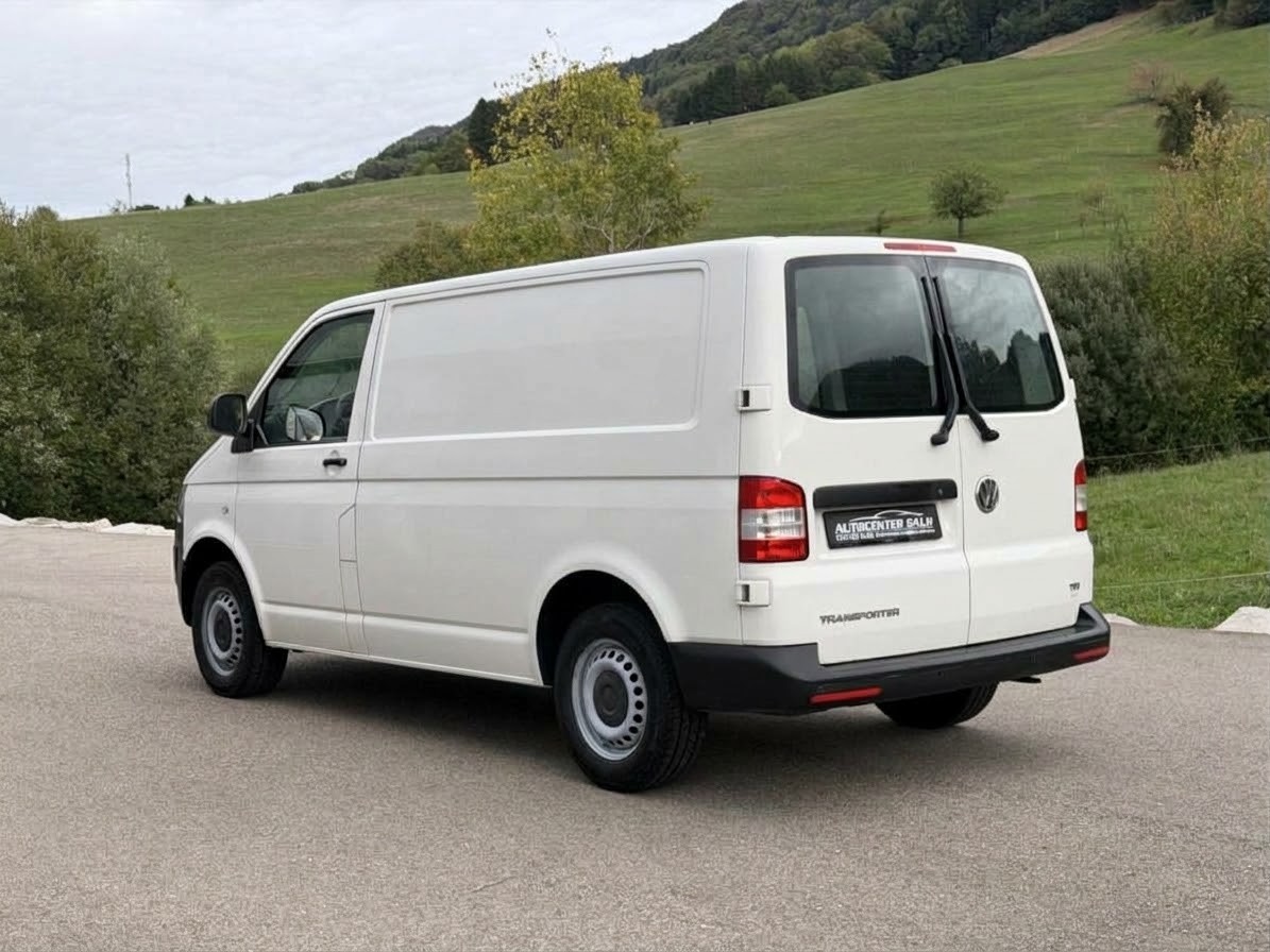 VW T5 2.0 TDI 52.000km Frish Ab Mfk-image-3
