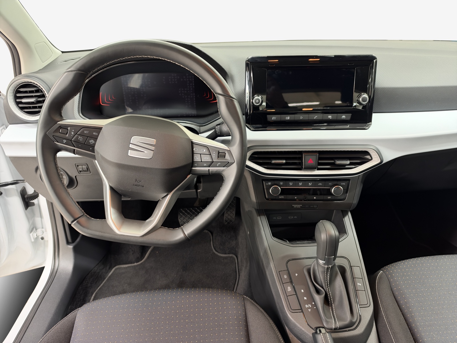 SEAT Ibiza 1.0 EcoTSI GO DSG-image-8