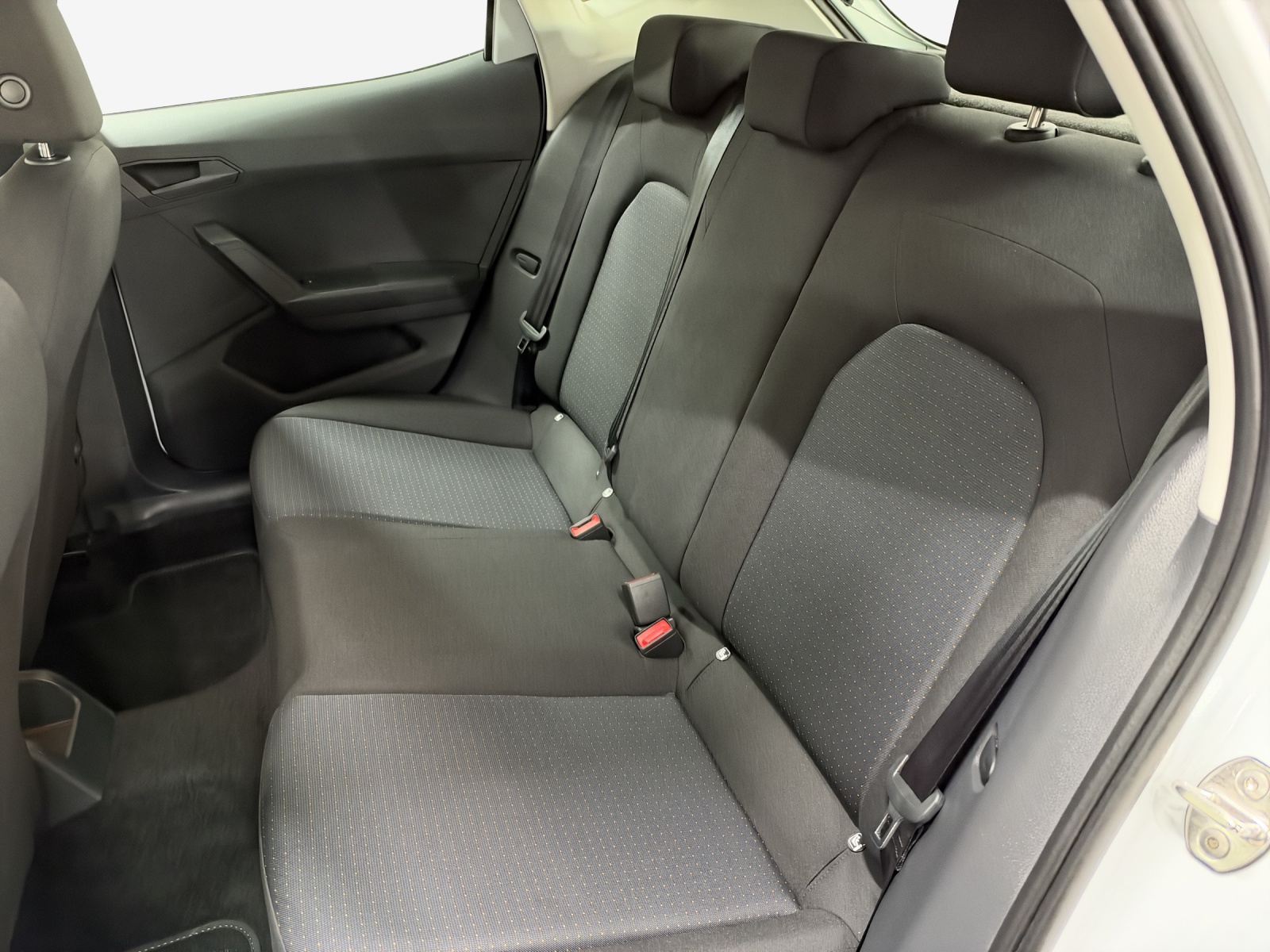 SEAT Ibiza 1.0 EcoTSI GO DSG-image-11