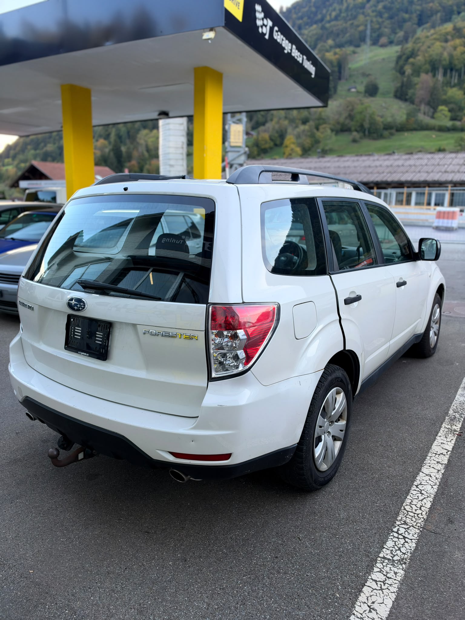 SUBARU Forester 2.0X Swiss Automatic-image-3