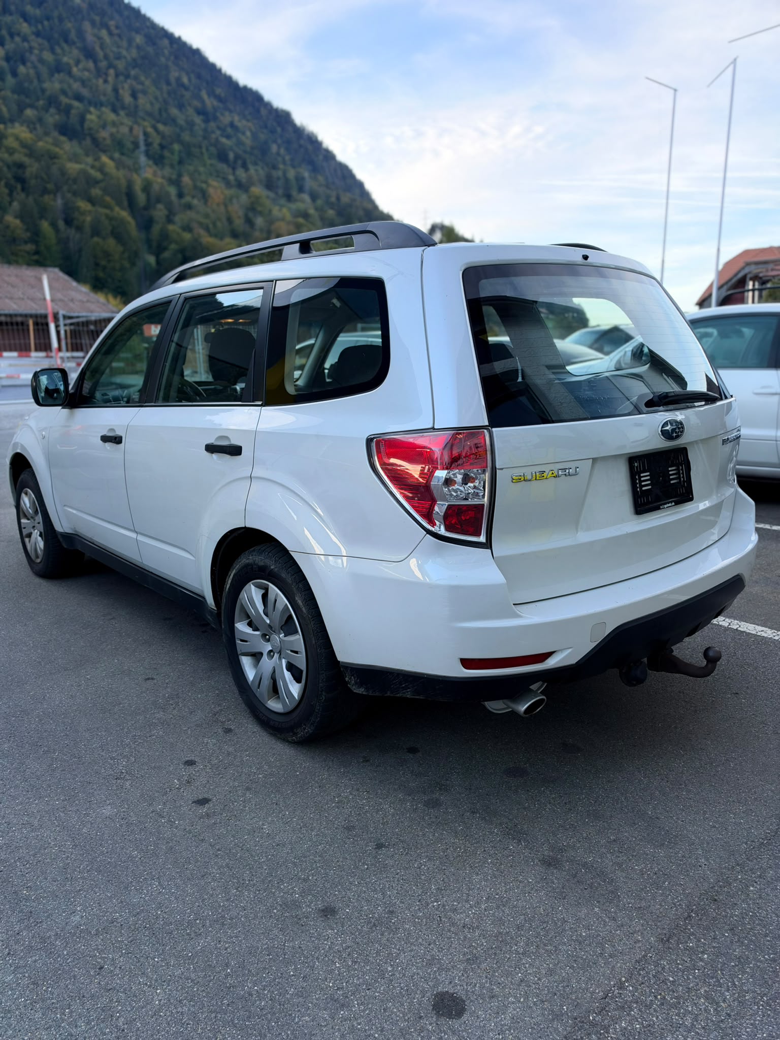 SUBARU Forester 2.0X Swiss Automatic-image-5