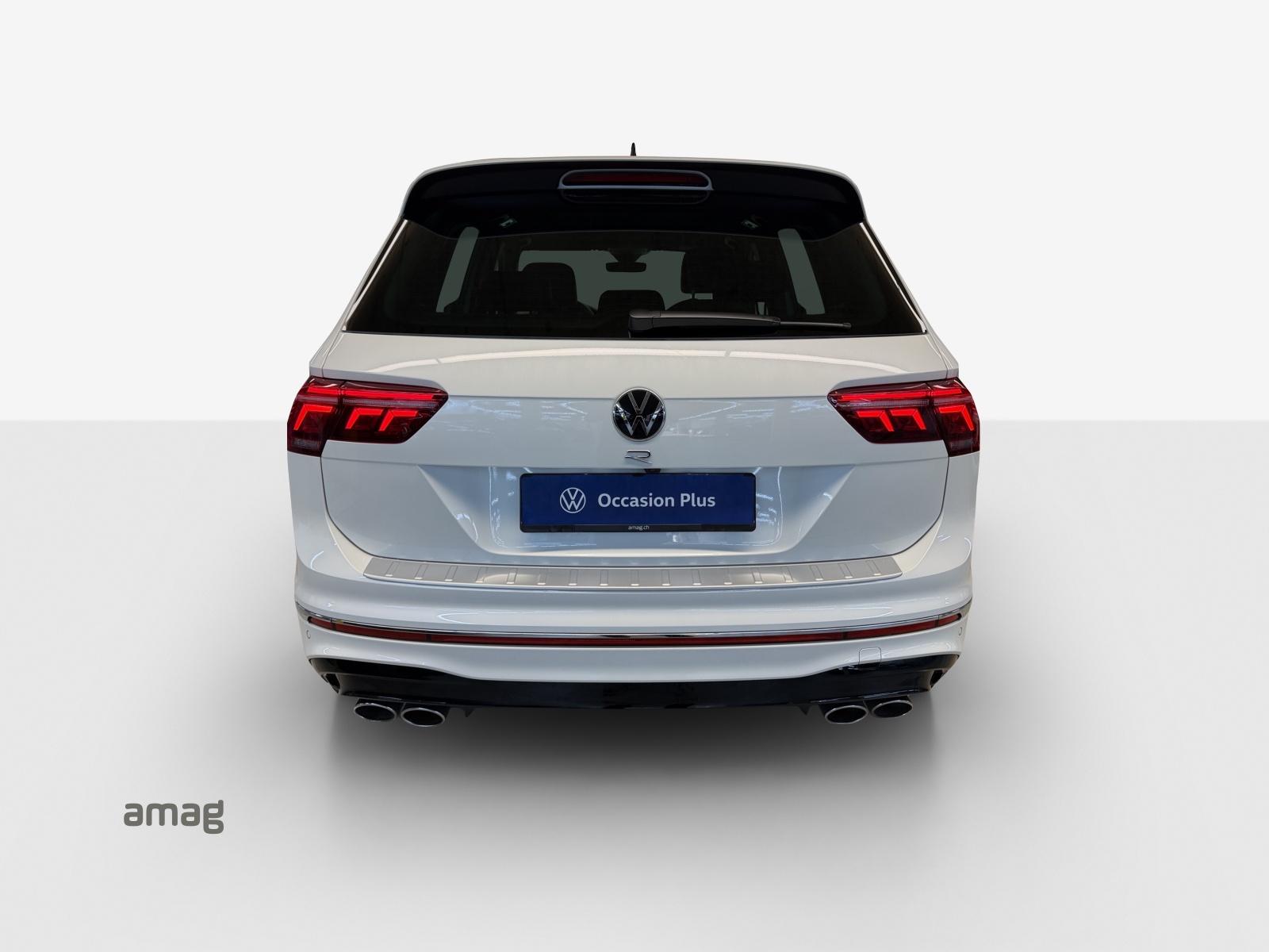 VW Tiguan 2.0TSI R 4Motion DSG-image-3