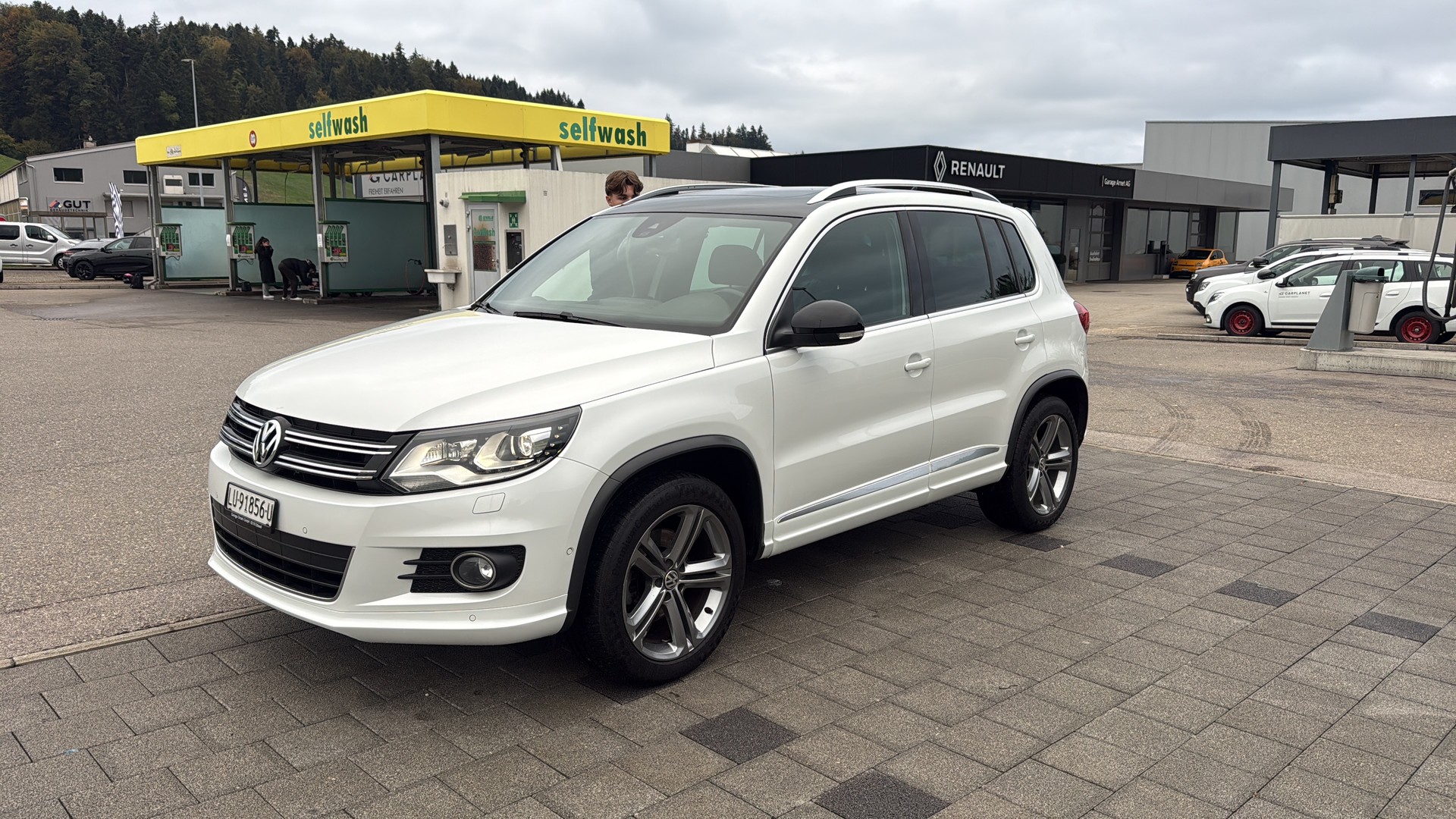 VW Tiguan 2.0 TDI Cityscape 4Motion DSG-image-1