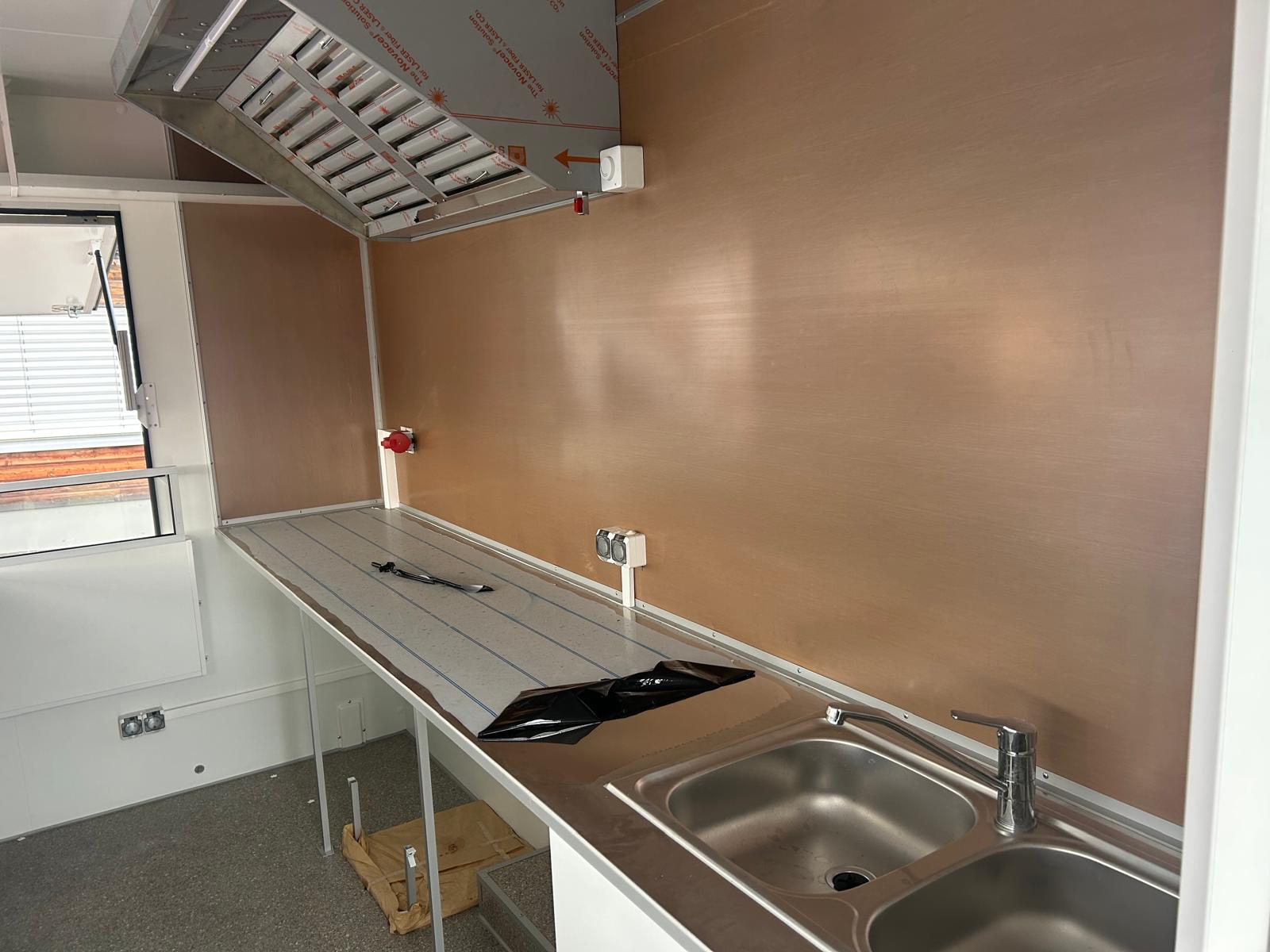 DALTEC Cargo 25 Food Truck-image-9
