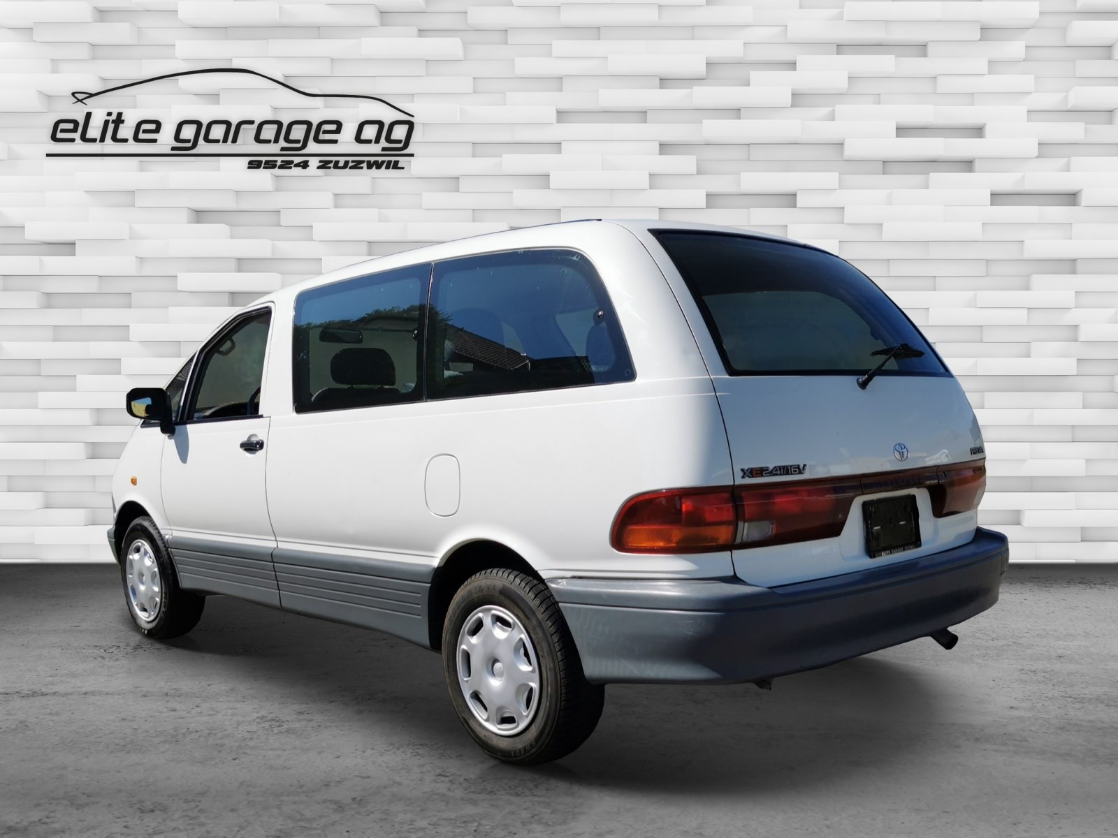 TOYOTA Previa XE 4x2-image-5