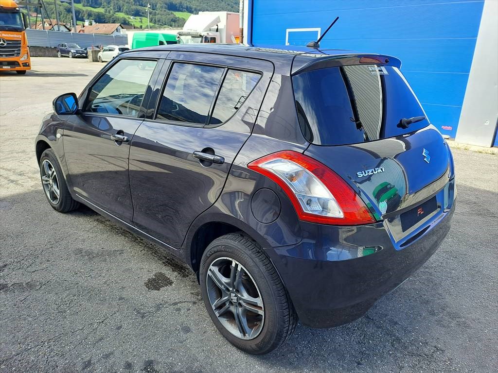 SUZUKI Swift 1.2i 16V PizSulai 4x4-image-2