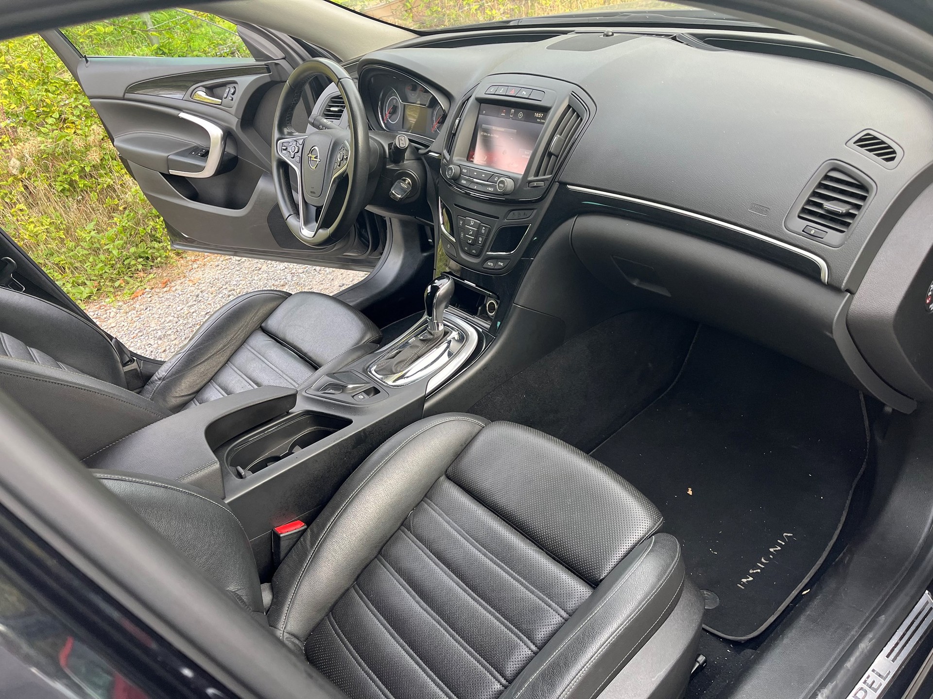 OPEL Insignia Sports Tourer 2.0 CDTI Cosmo Automatic-image-13