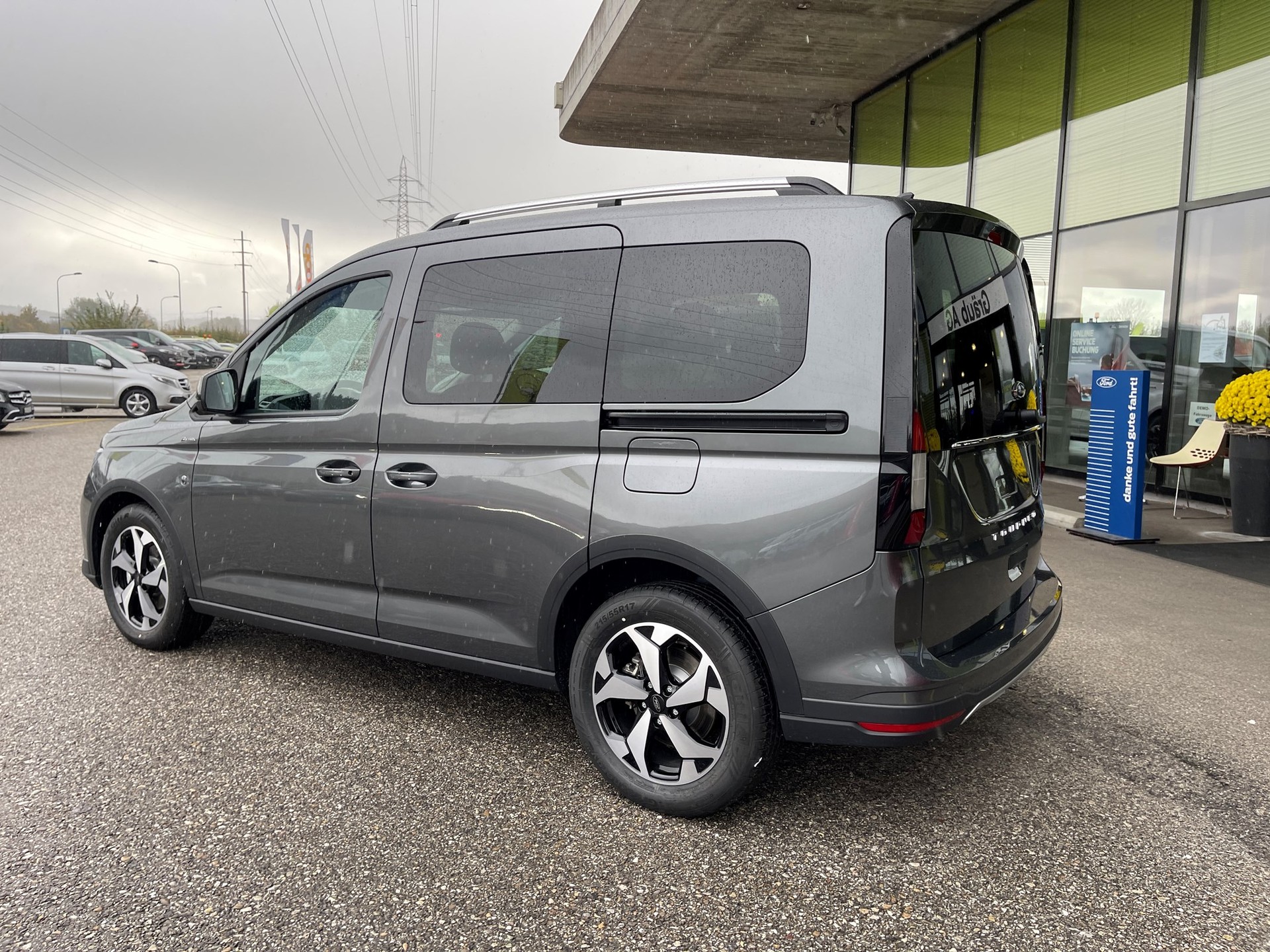 FORD Tourneo Connect 2.0 EcoBlue Active-image-5