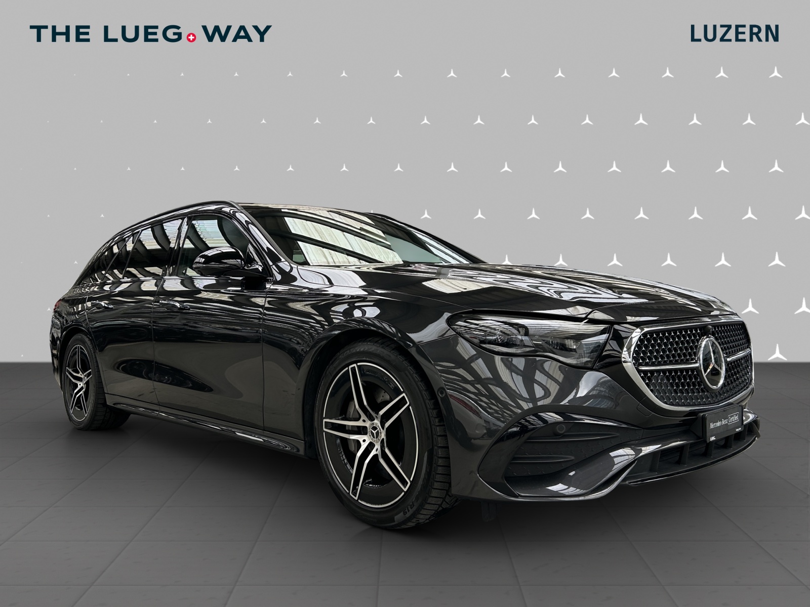 MERCEDES-BENZ E 300 de 4Matic AMG Line 9G-Tronic-image-1