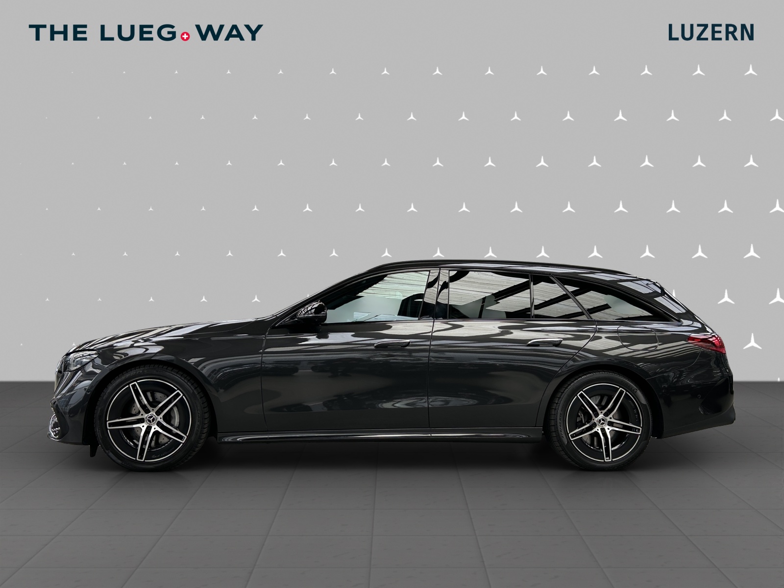 MERCEDES-BENZ E 300 de 4Matic AMG Line 9G-Tronic-image-3