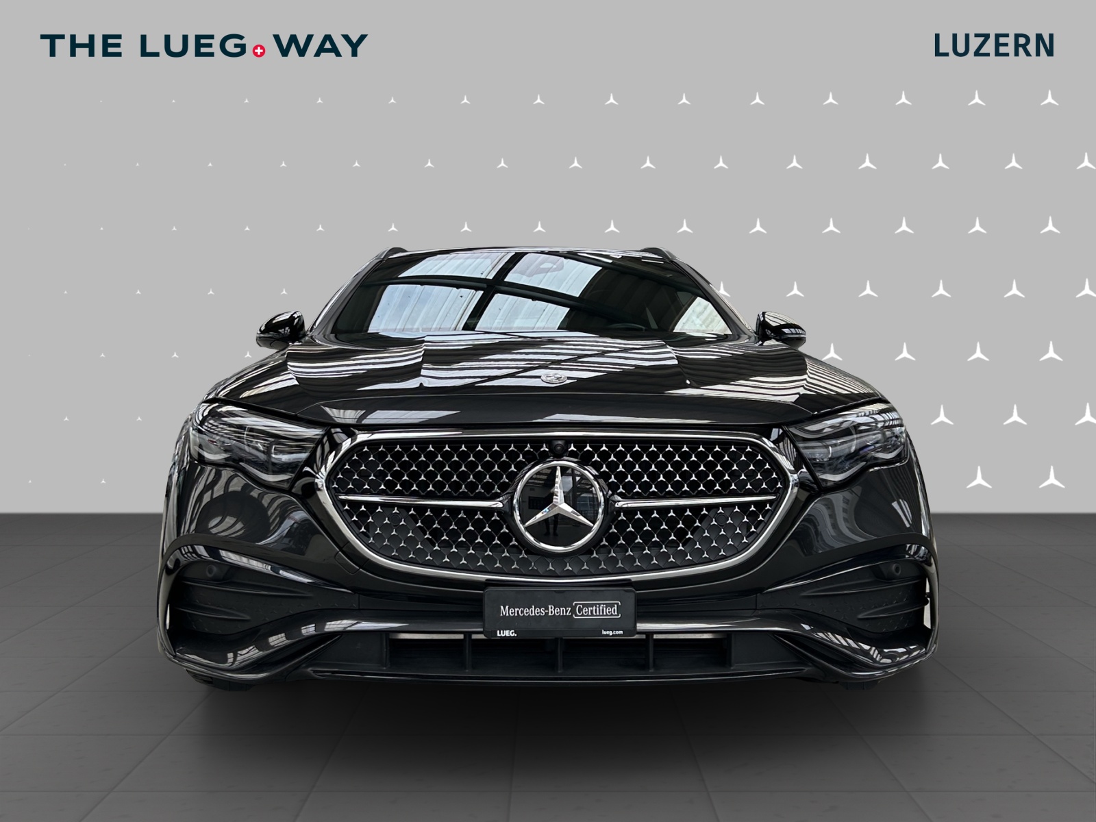 MERCEDES-BENZ E 300 de 4Matic AMG Line 9G-Tronic-image-2