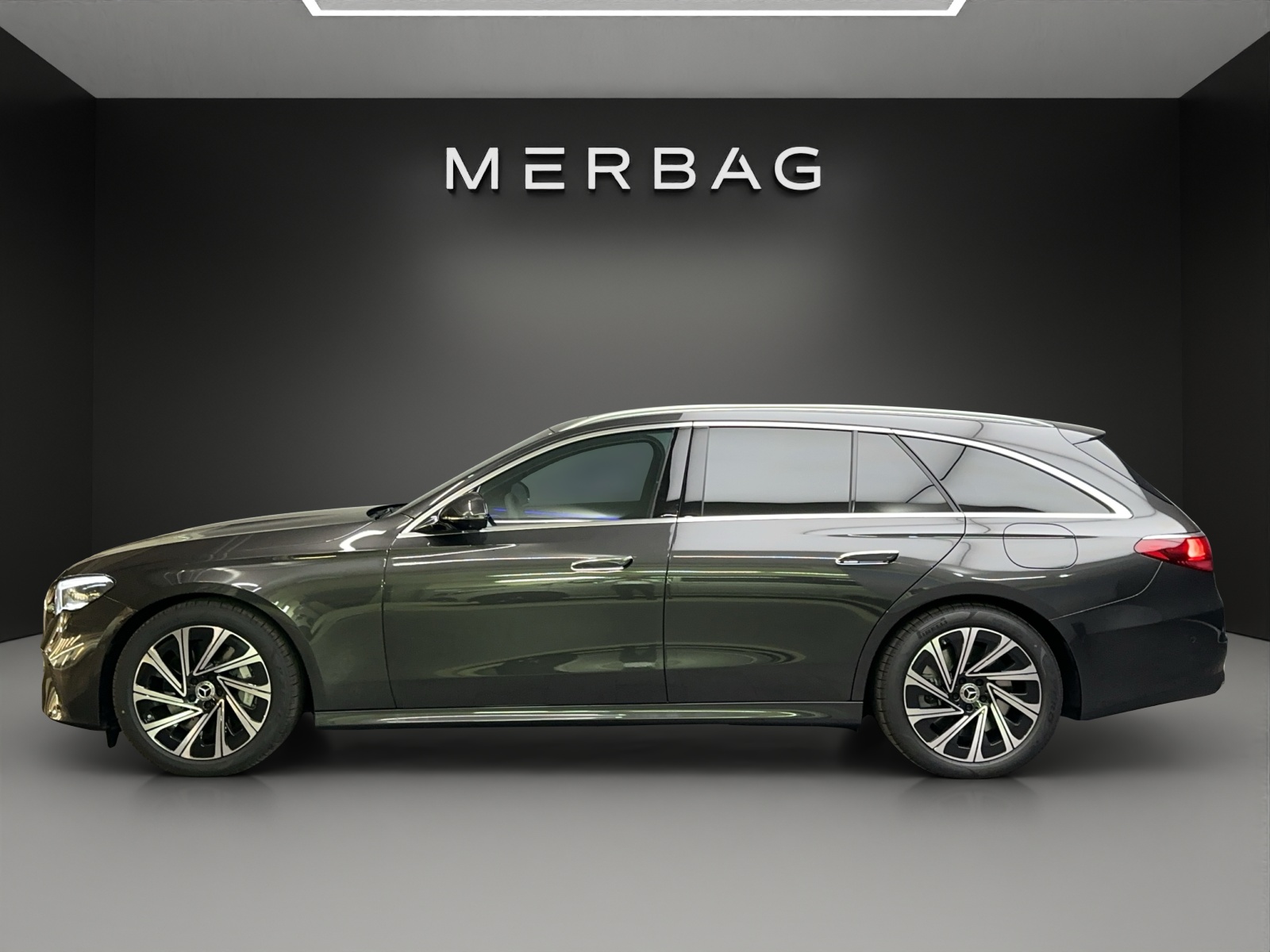 MERCEDES-BENZ E300 deT 4M Avantgarde-image-2