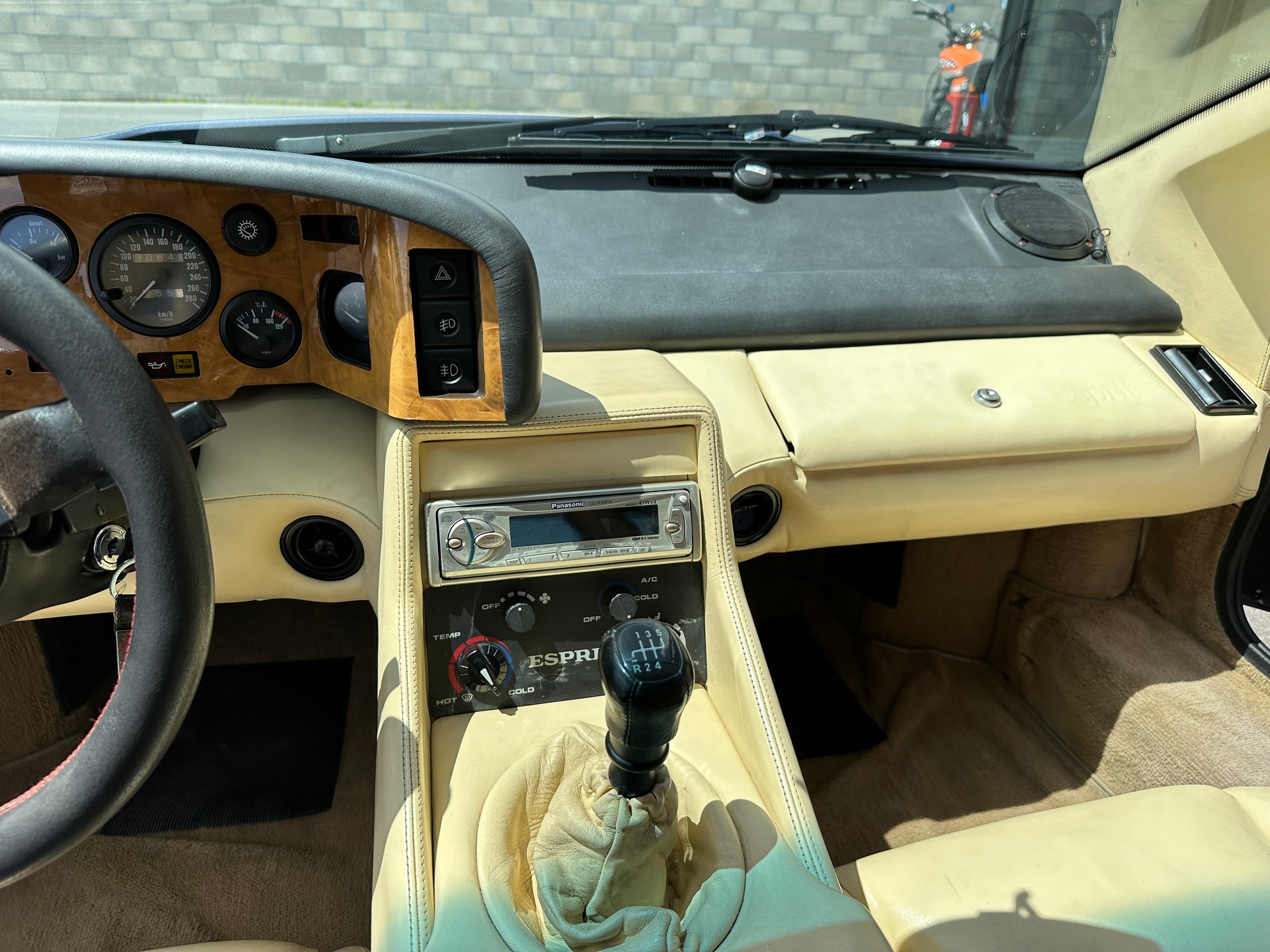 LOTUS SE-image-12