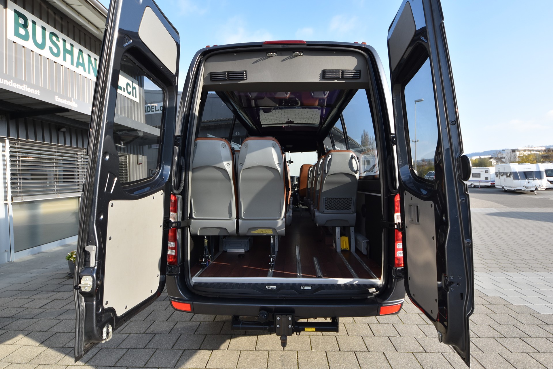 MERCEDES-BENZ Sprinter 519 Blue Tec-image-2