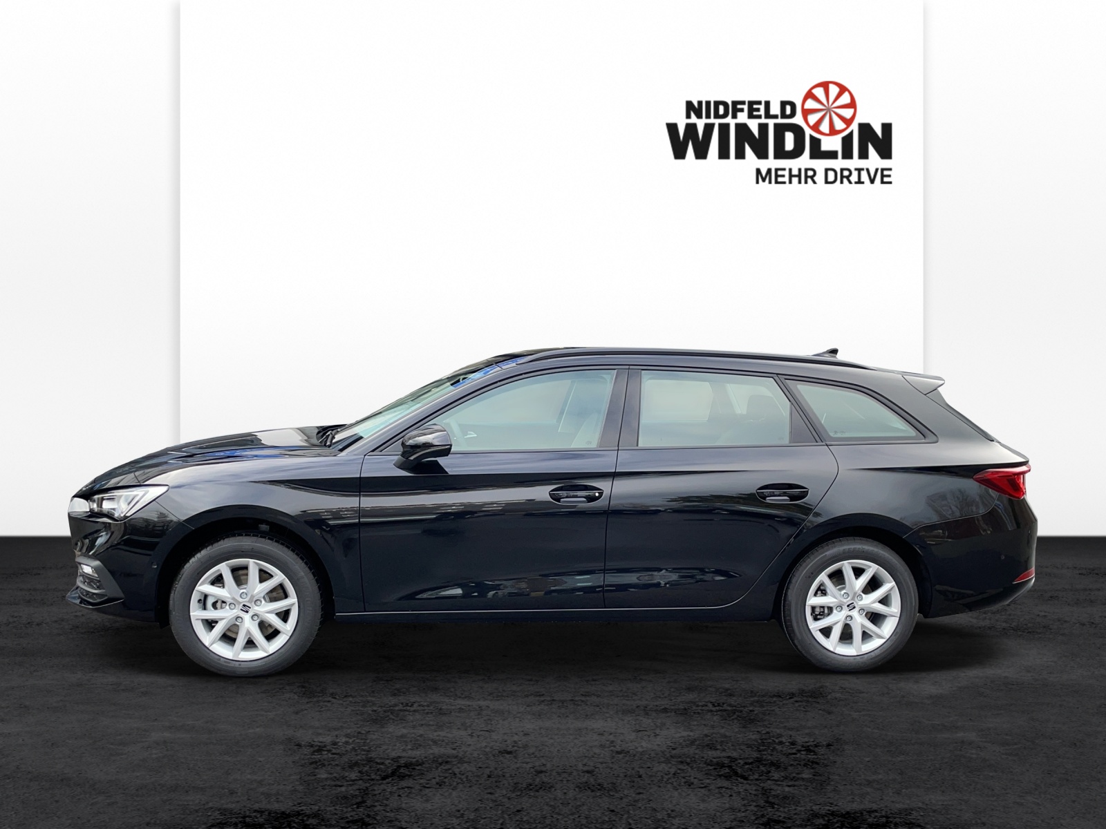 SEAT Leon ST 2.0 TDI EVO DSG 4Drive Style-image-1