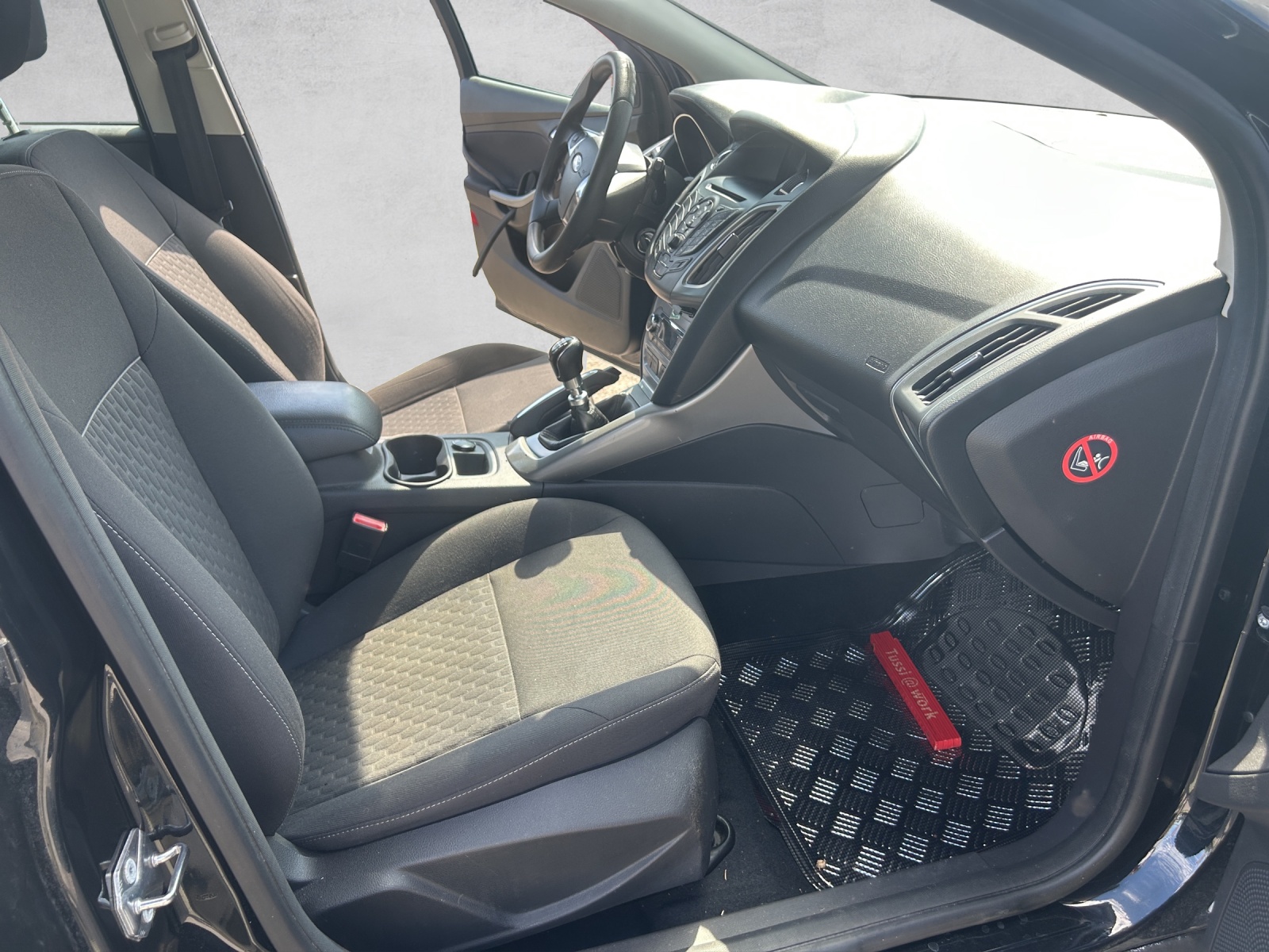 FORD Focus 1.0 SCTi Trend-image-7