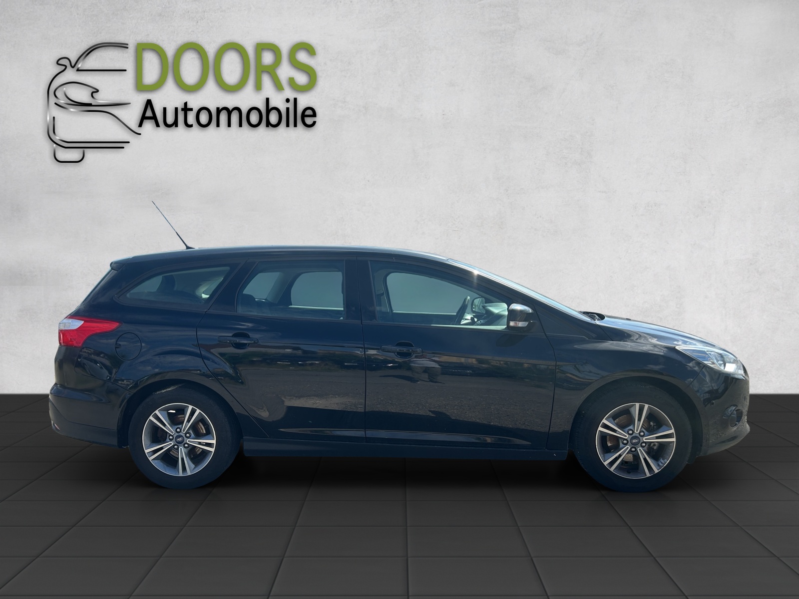 FORD Focus 1.0 SCTi Trend-image-4
