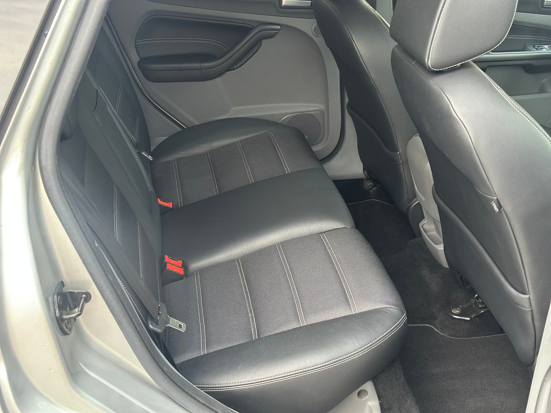 FORD Focus 2.0 TDCi Titanium PowerShift-image-7