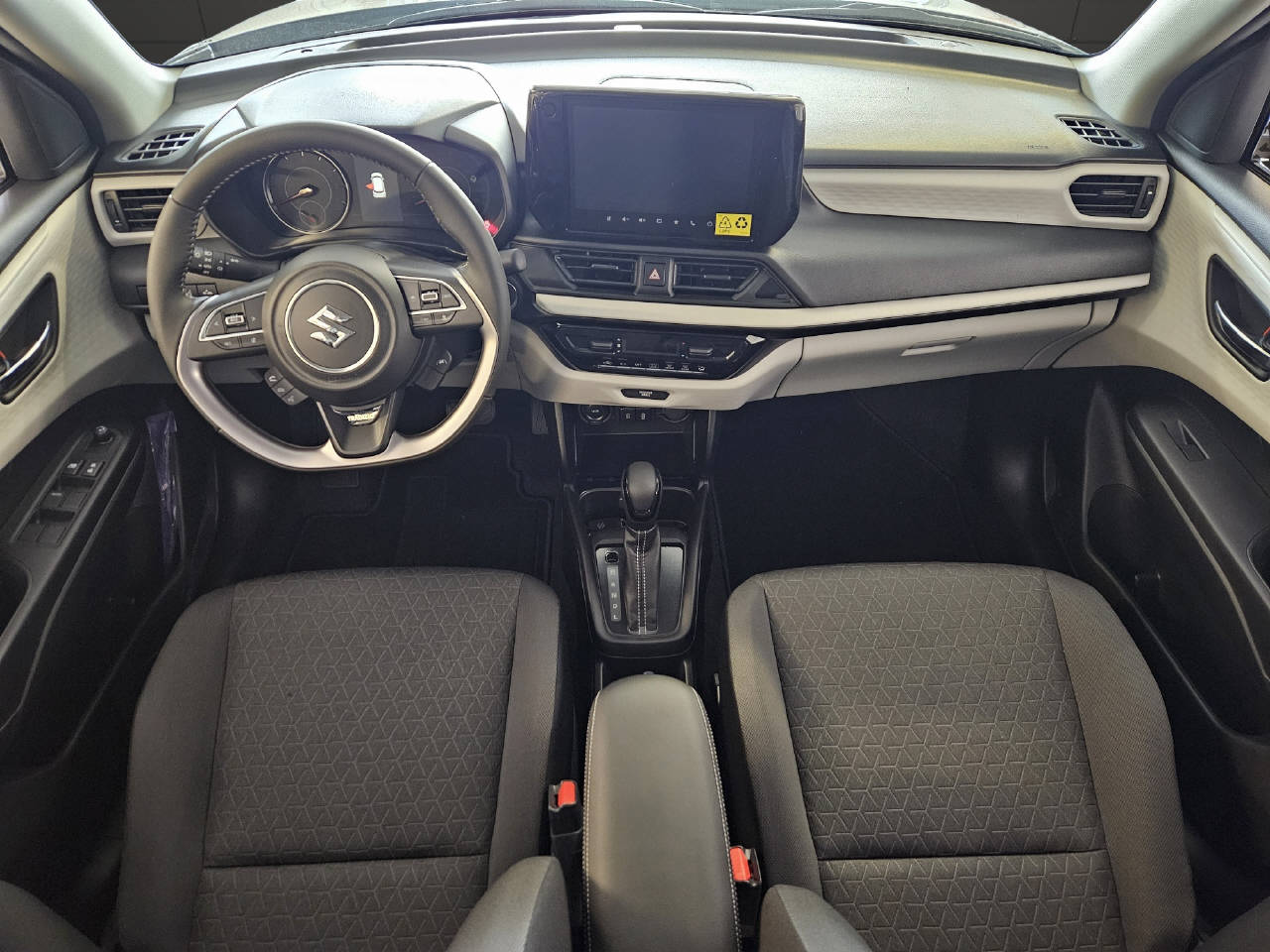 SUZUKI Swift 1.2 Tradizio Hybrid-image-4
