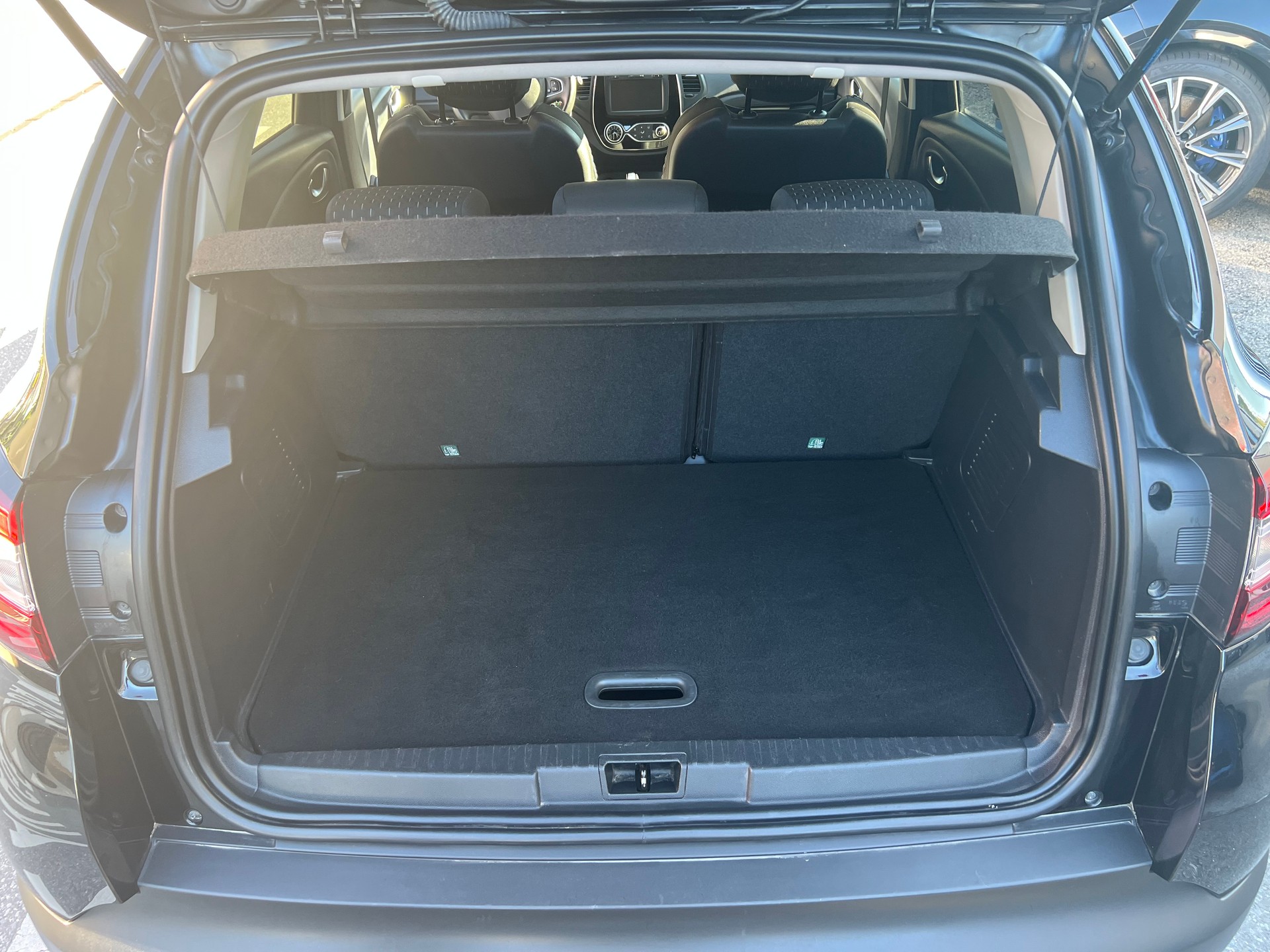 RENAULT Captur 1.3 T 16V Intens EDC-image-7