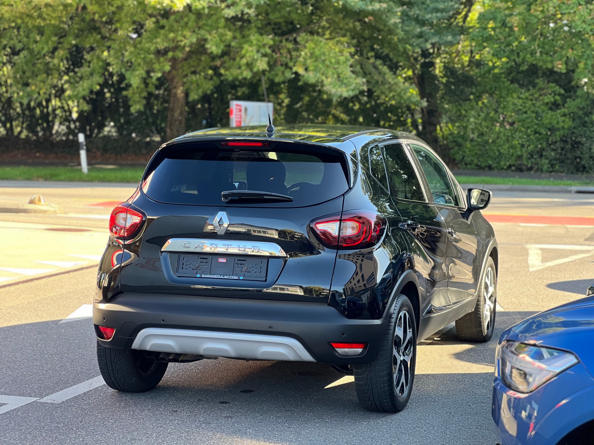 RENAULT Captur 1.3 T 16V Intens EDC-image-6