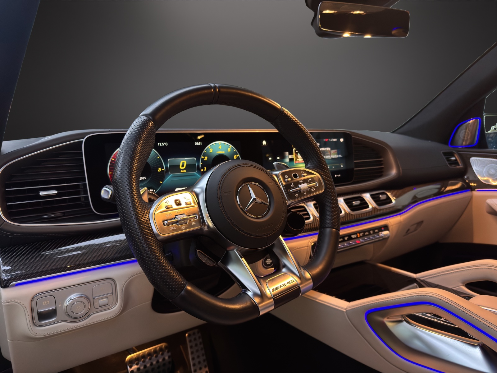 MERCEDES-BENZ GLS 63 4Matic+ TCT 9G-image-9