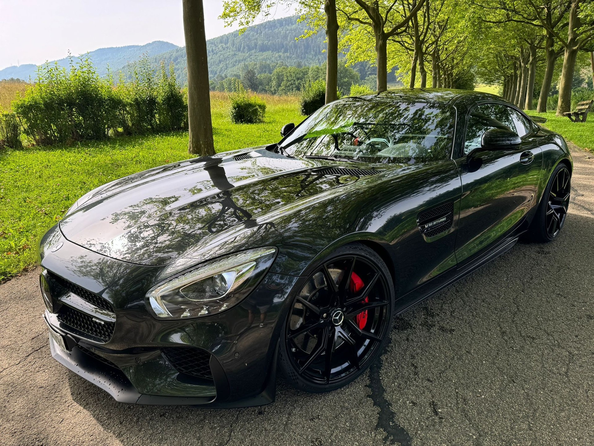 MERCEDES-BENZ AMG GT S Edition 1 Speedshift DCT-image-2