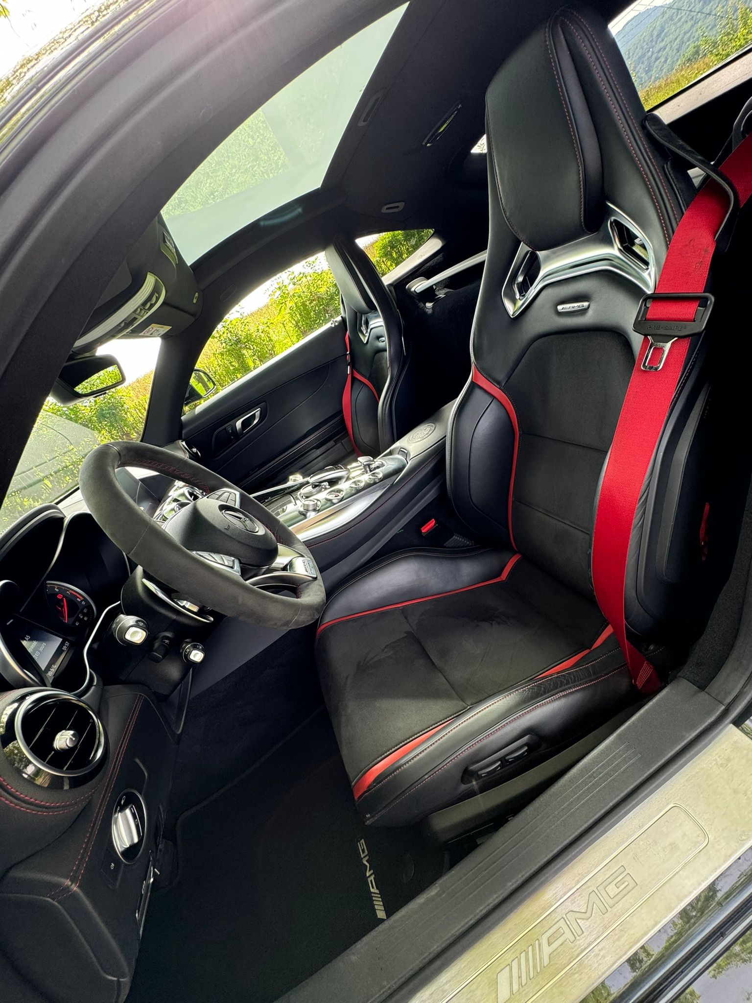 MERCEDES-BENZ AMG GT S Edition 1 Speedshift DCT-image-7