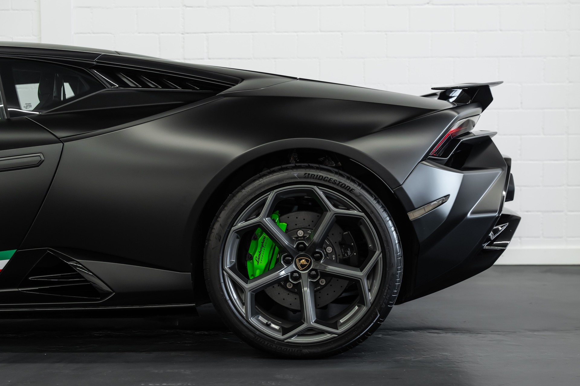 LAMBORGHINI Huracan TECNICA Coupé DCT-image-11