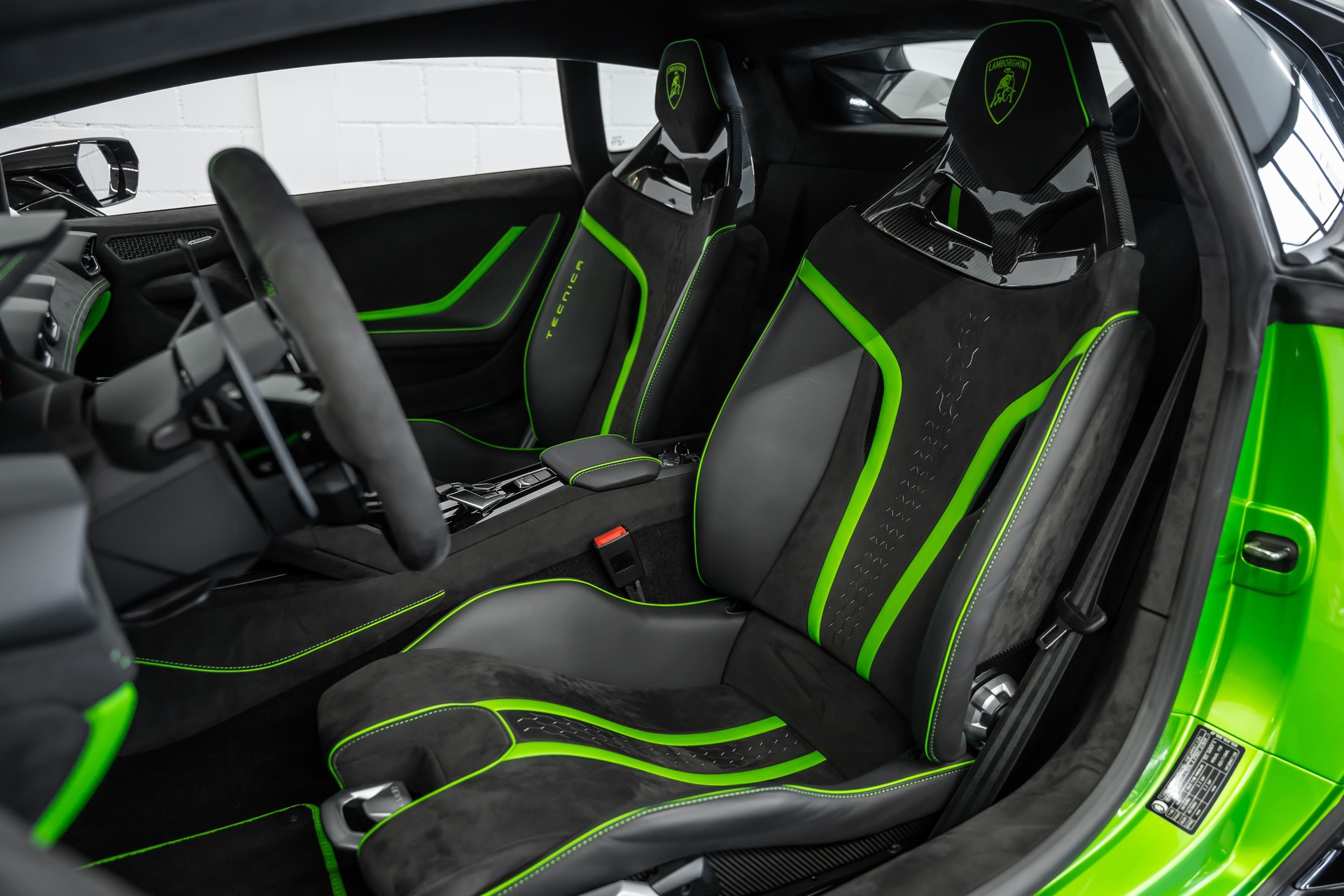 LAMBORGHINI Huracan TECNICA Coupé DCT-image-10